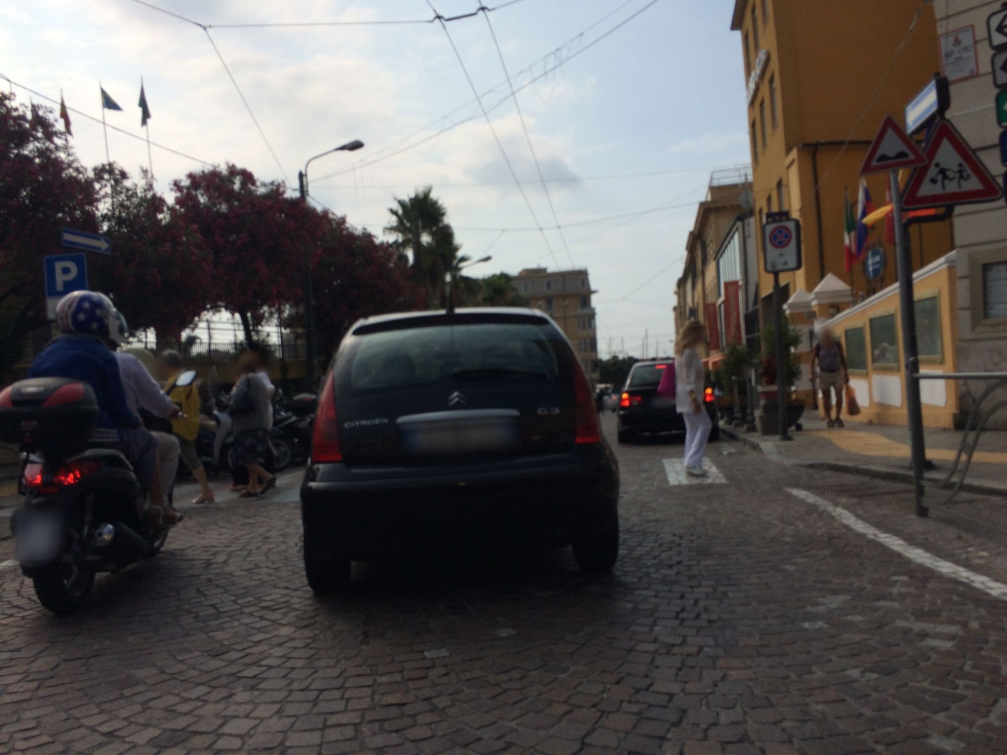Street view near Globo, Sanremo — © cxc (CC BY-SA · Mapillary)