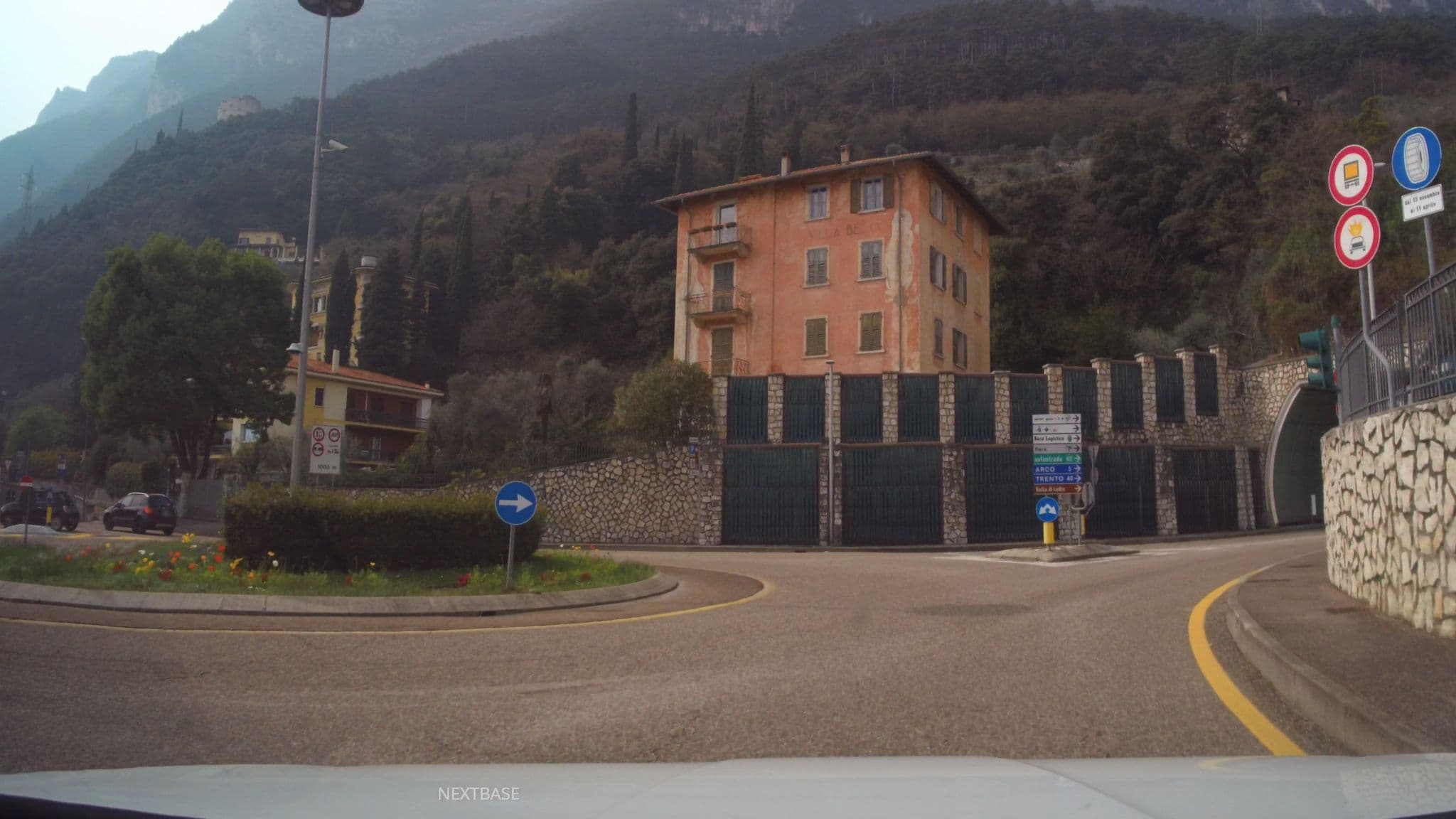 Street view near Antiche Mura, Riva del Garda