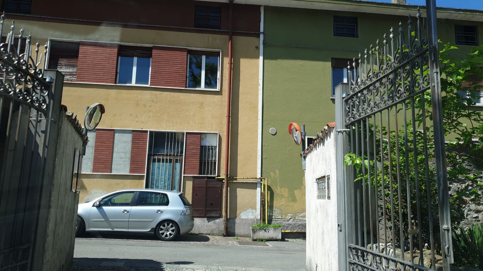 Street view near Osteria Marascia, Calolziocorte — © jopparn (CC BY-SA · Mapillary)