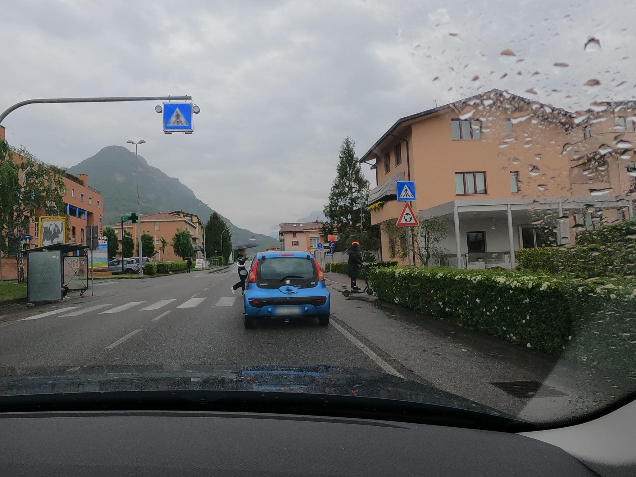 Street view near Best Western Hotel Nuovo, Garlate — © borovac (CC BY-SA · Mapillary)