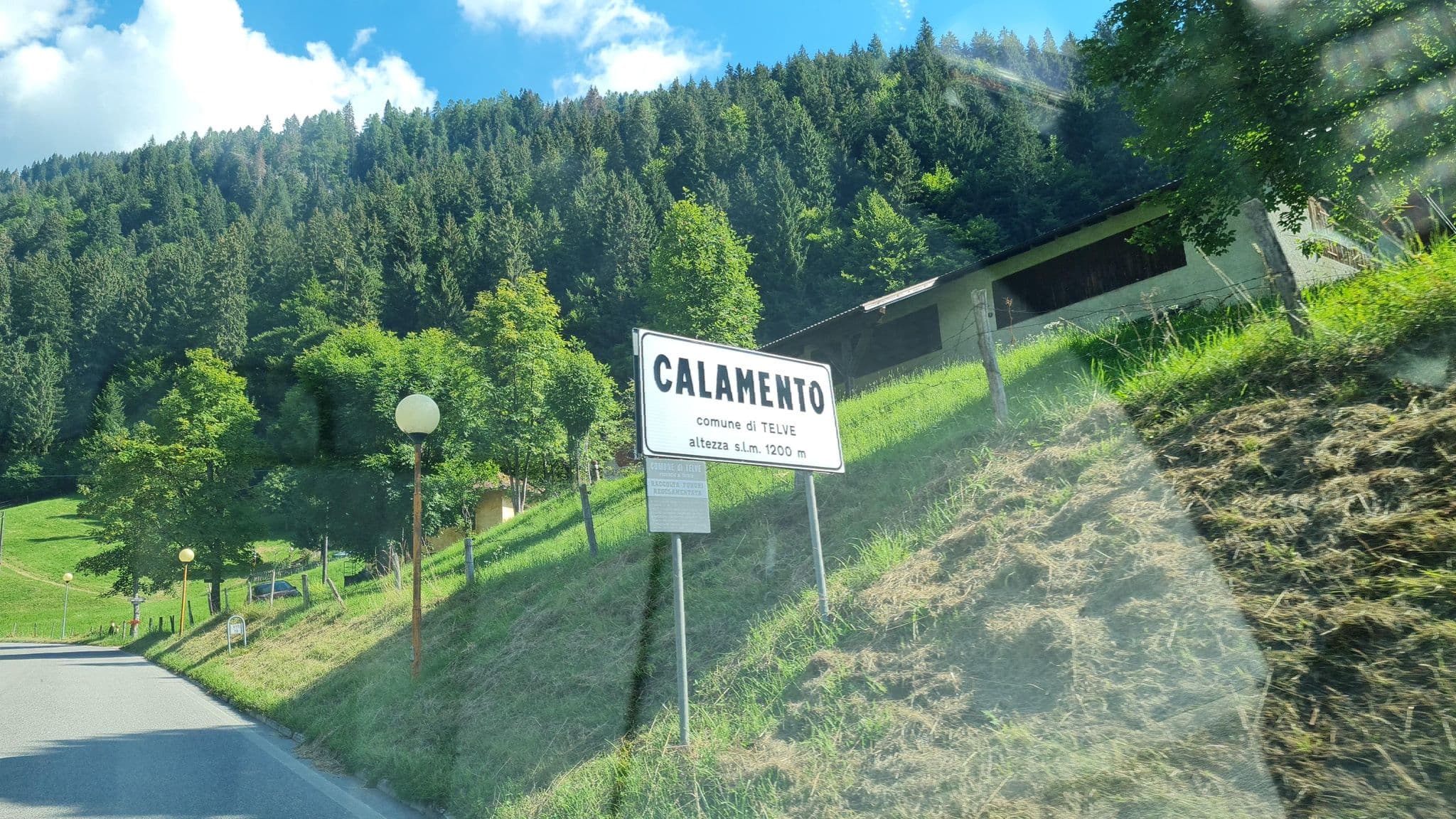 Street view near B&B Pra dei Cervi, Telve — © laniuscollurio (CC BY-SA · Mapillary)