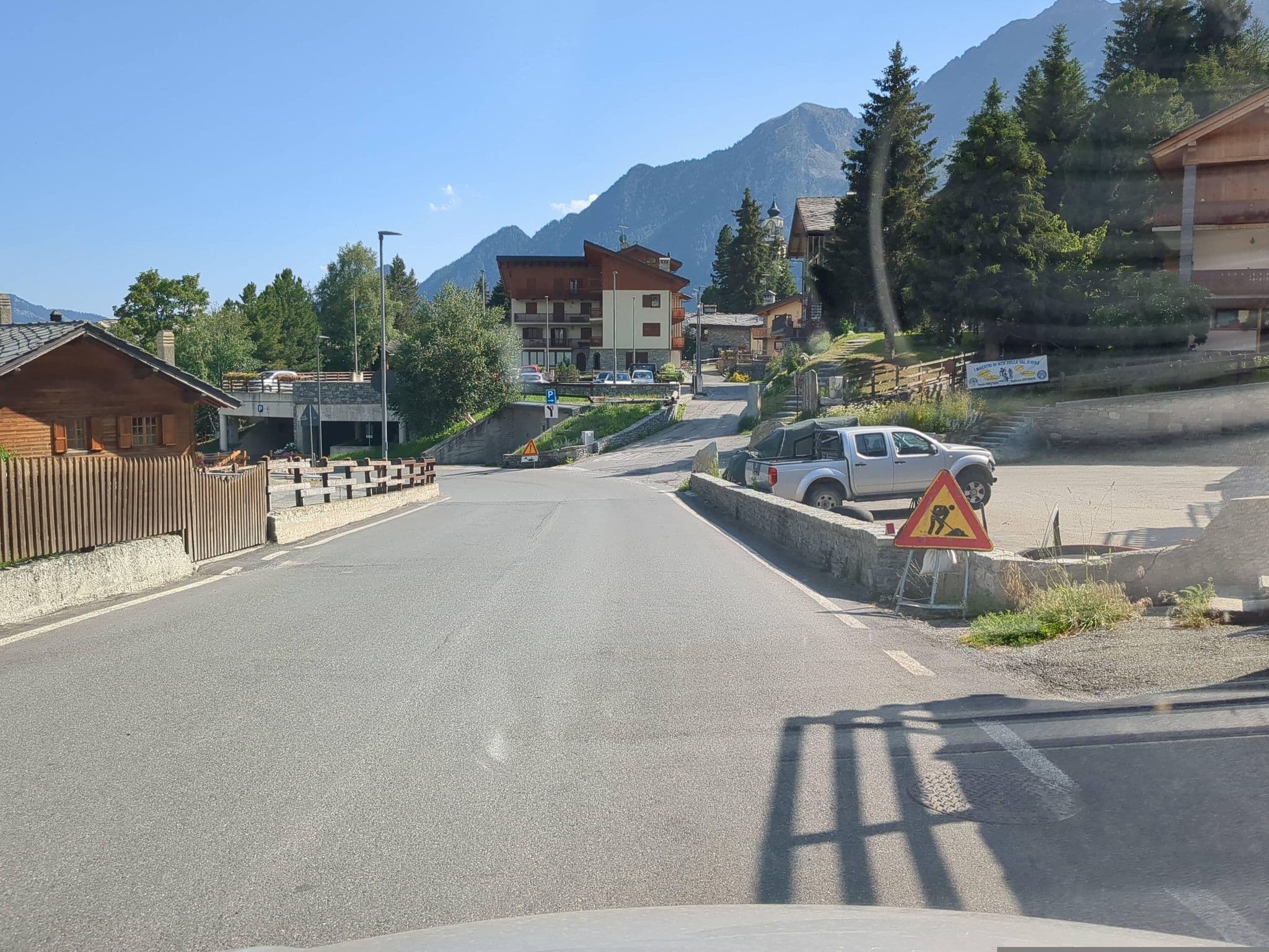 Street view near Residence Le Chalet, Ayas