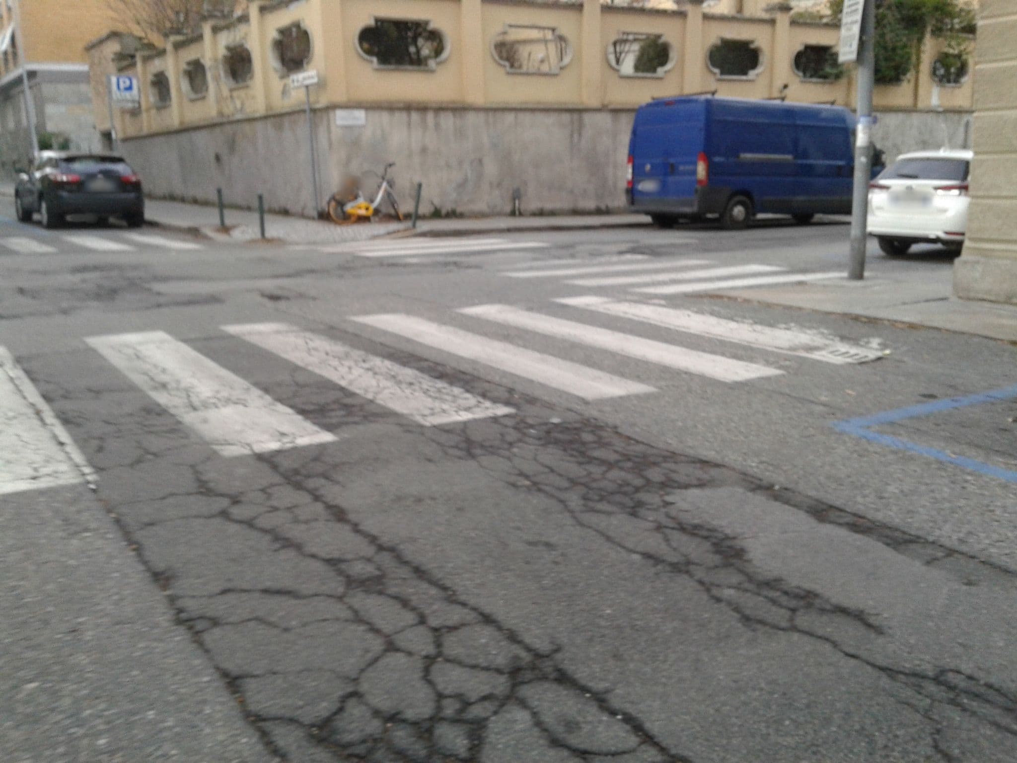 Street view near Best Western Hotel Crimea, Borgo Crimea — © alessiasorial (CC BY-SA · Mapillary)