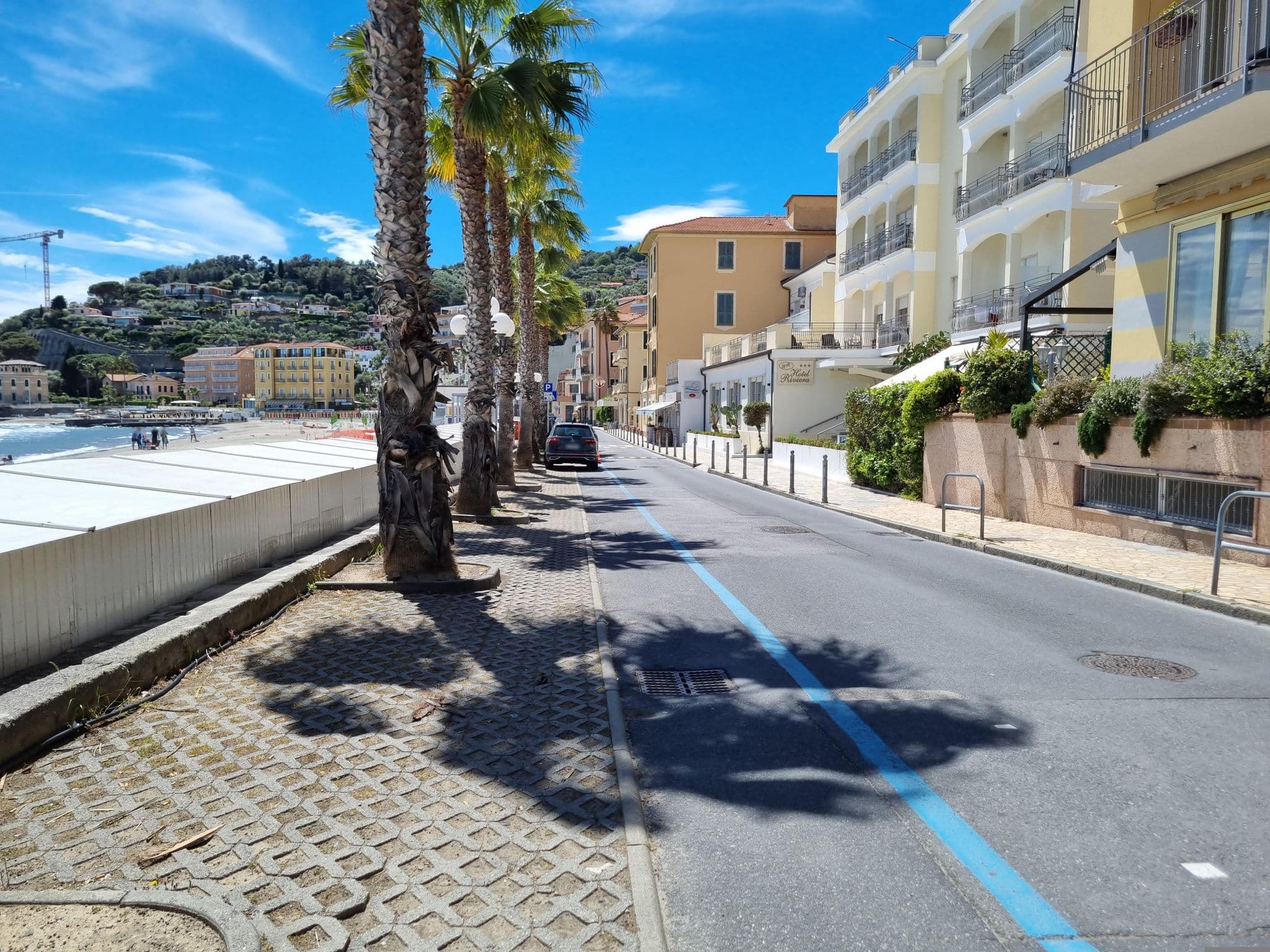 Street view near Hotel Riviera, Diano Marina — © Yha1 (CC BY-SA · Mapillary)