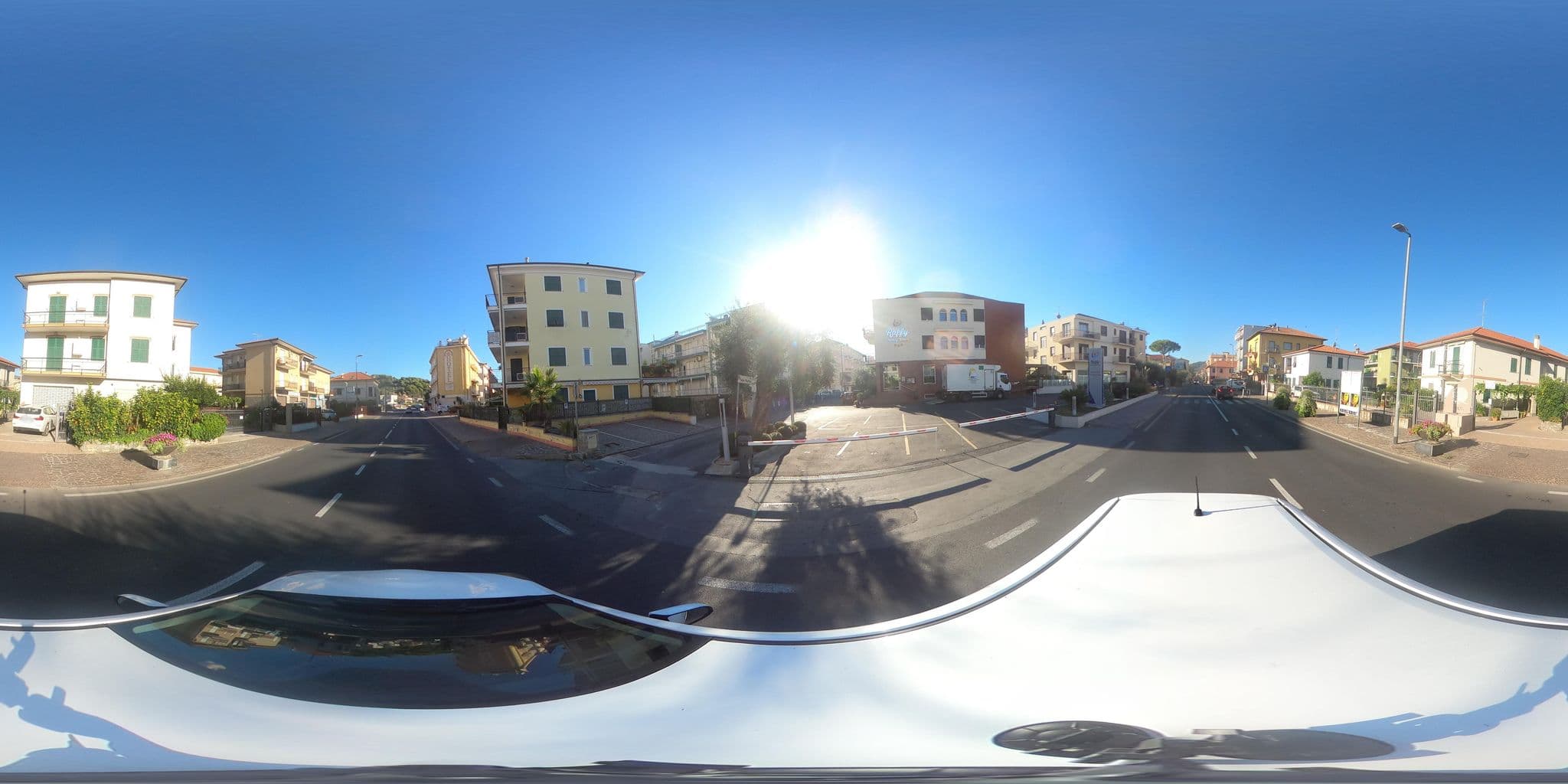 Street view near Hotel Helios, Diano Marina — © LucianoC63 (CC BY-SA · Mapillary)