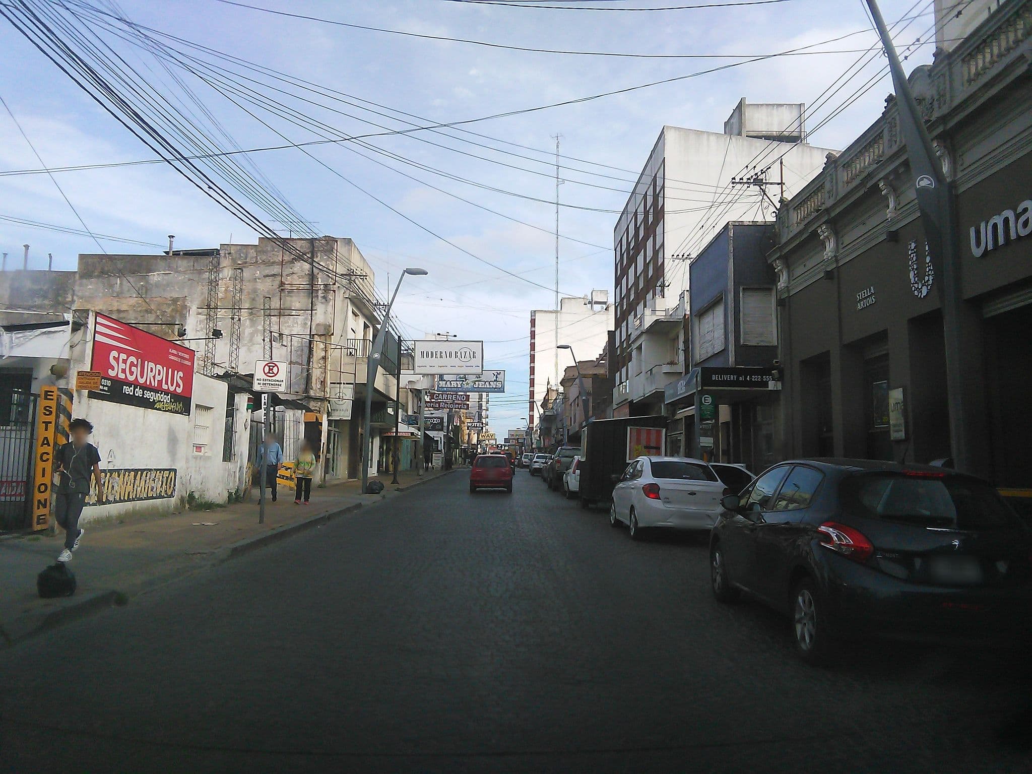 Street view near Hotel Cristal (1 estrella), Tandil