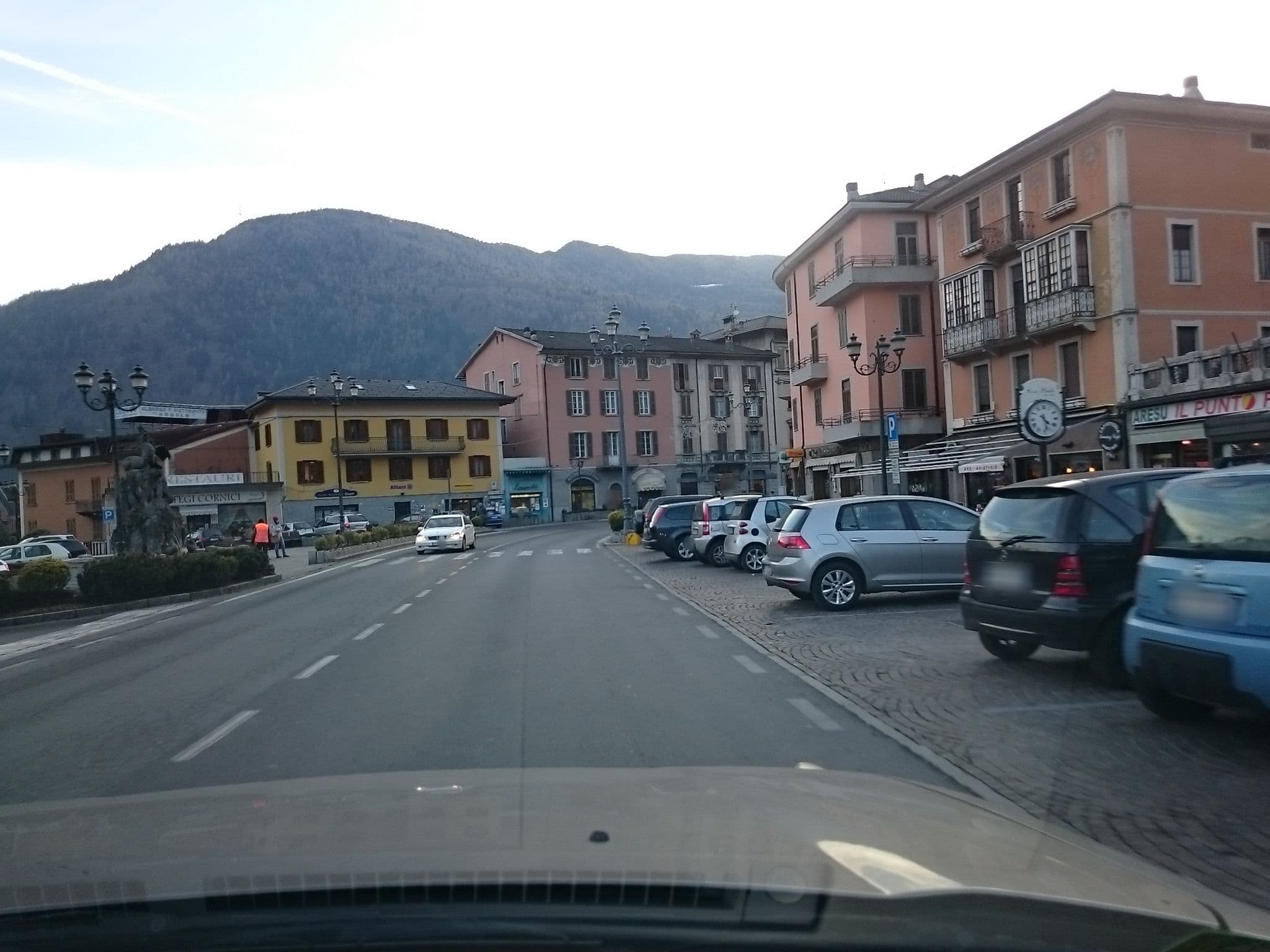 Street view near Touring, Edolo — © voschix (CC BY-SA · Mapillary)