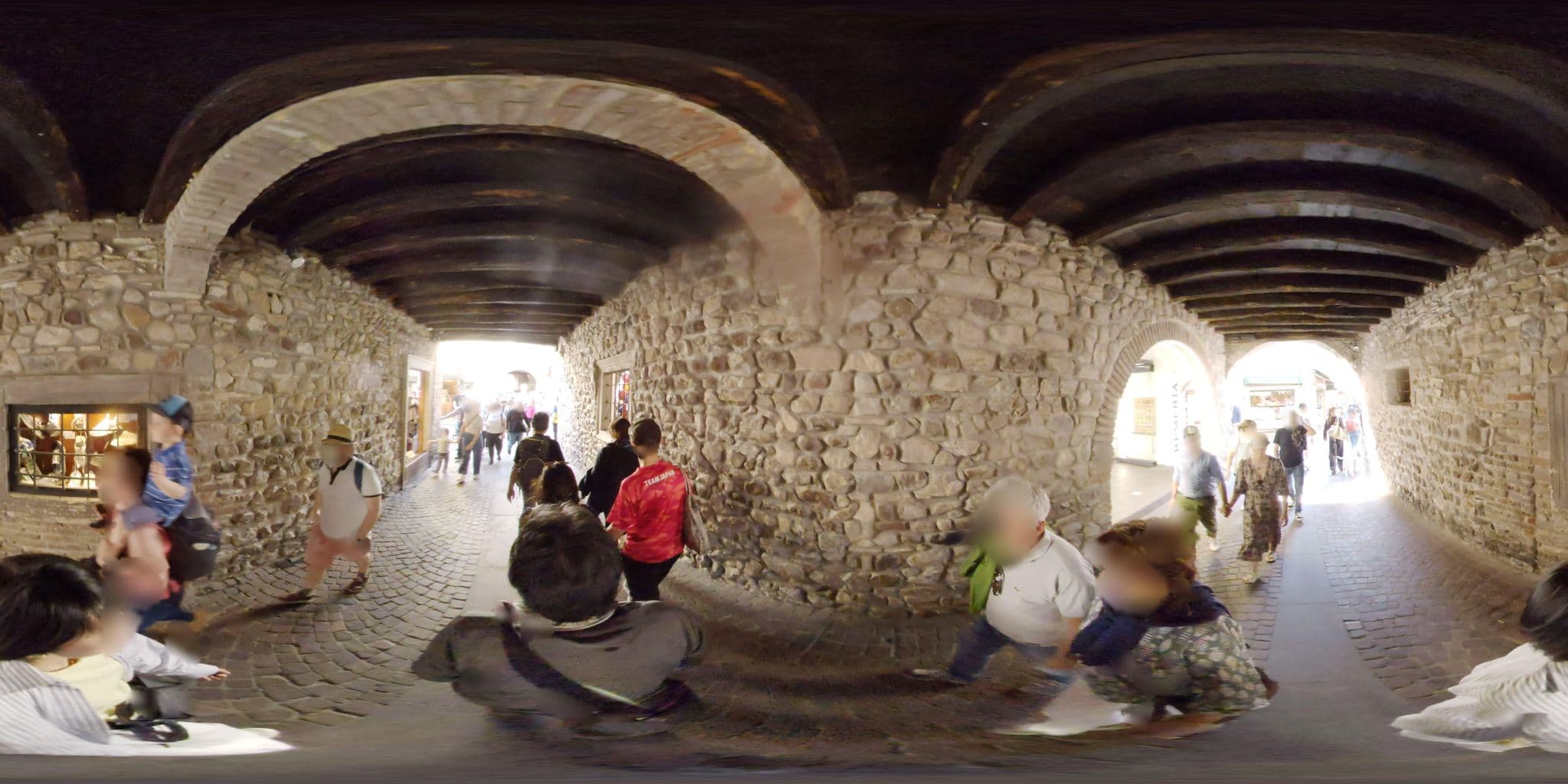 Street view near Casa Scaligeri, Sirmione — © mapconcierge (CC BY-SA · Mapillary)
