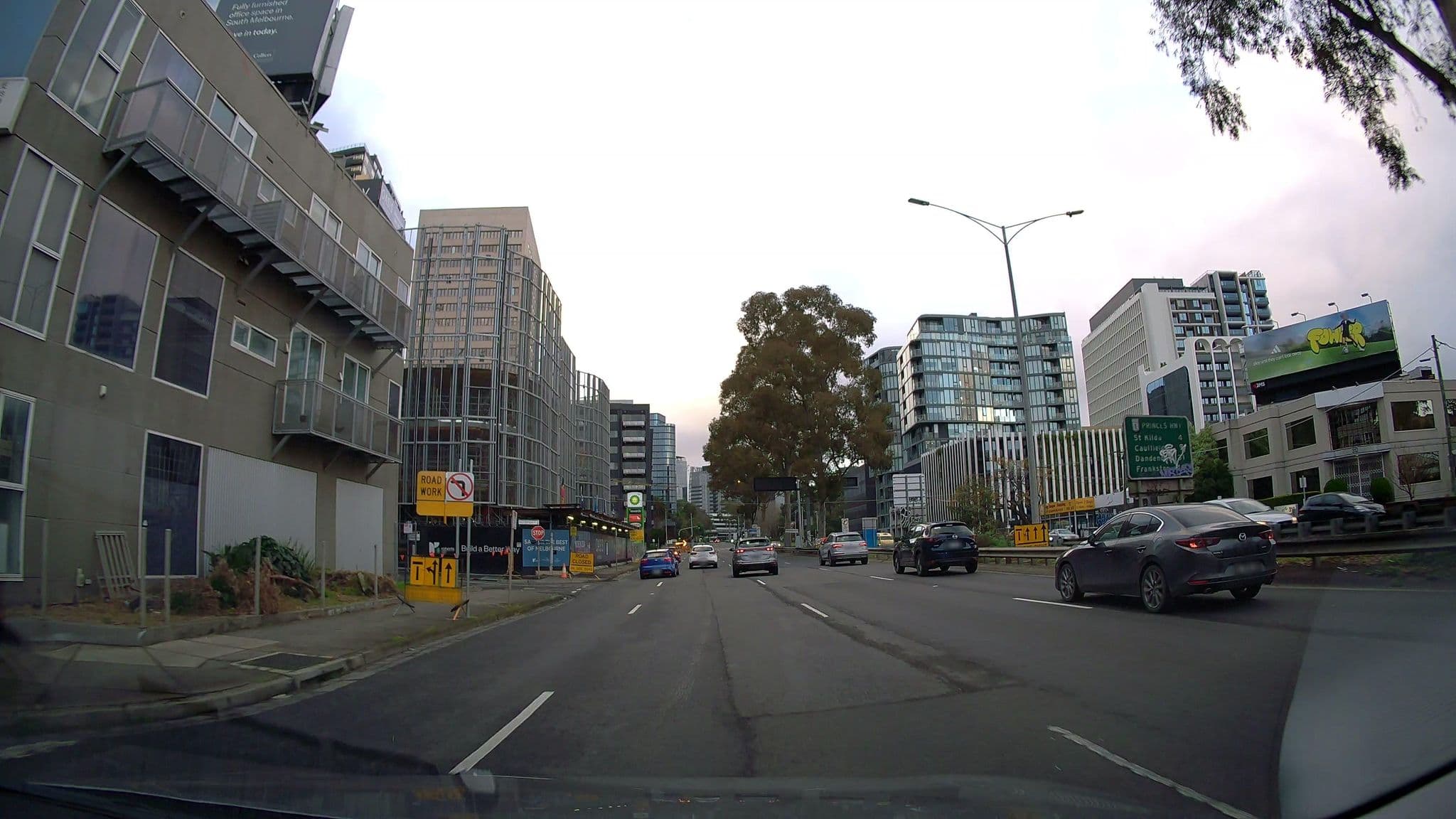 Street view near Zara Apartments, South Melbourne — © hakkim (CC BY-SA · Mapillary)