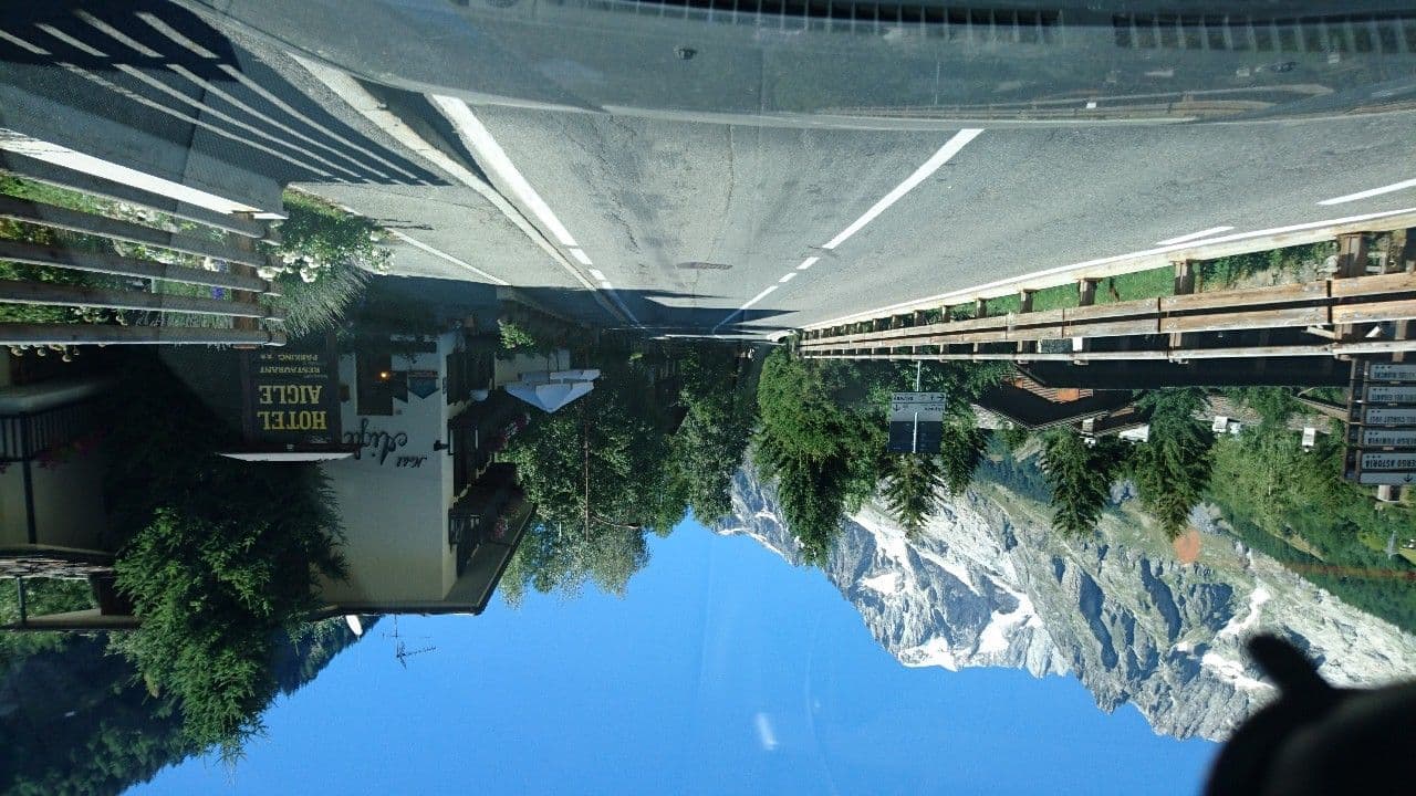 Street view near Hotel Aigle, Courmayeur — © voschix (CC BY-SA · Mapillary)