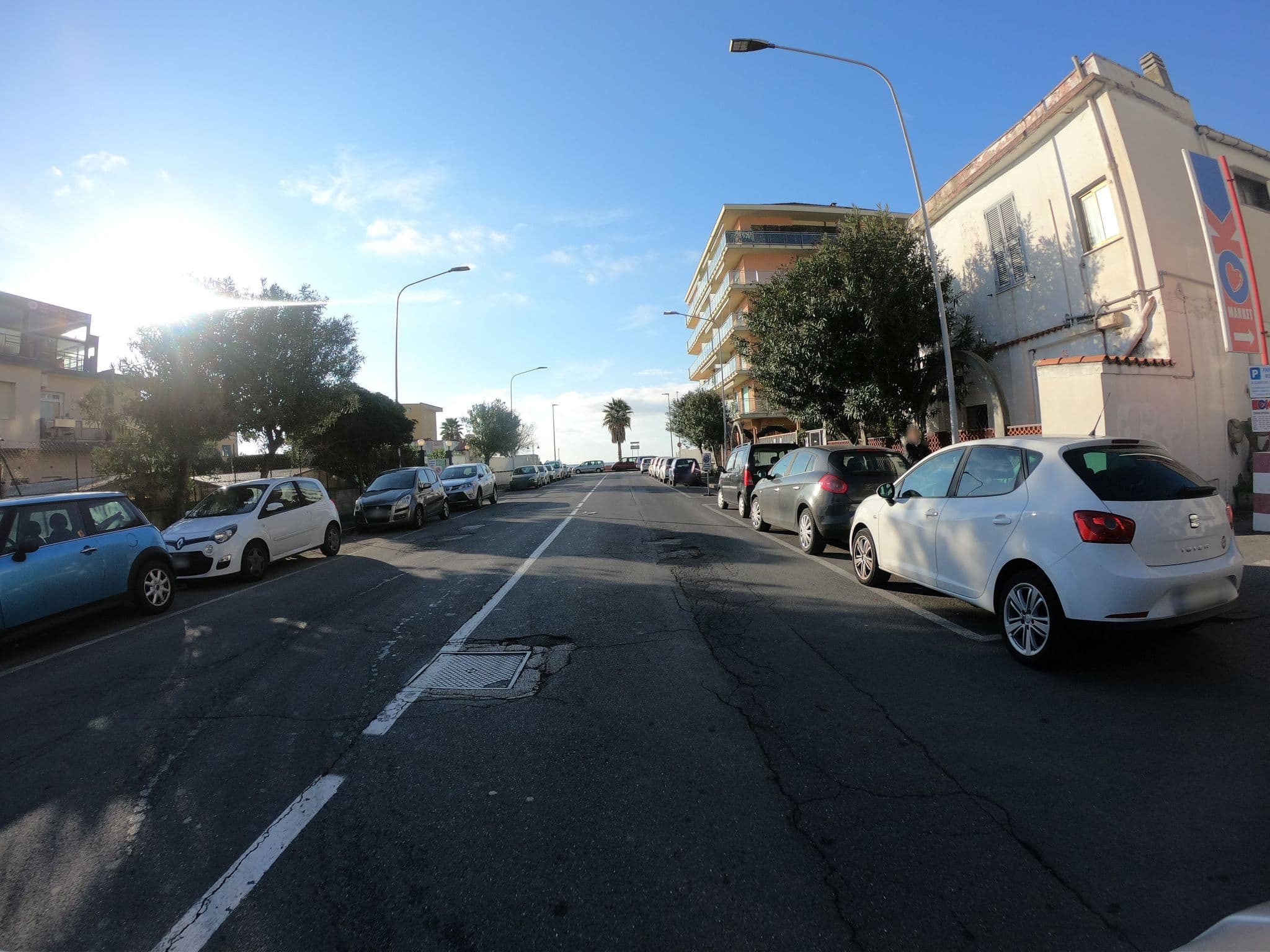 Street view near Villa Le Logge, Ventimiglia — © joostjakob (CC BY-SA · Mapillary)