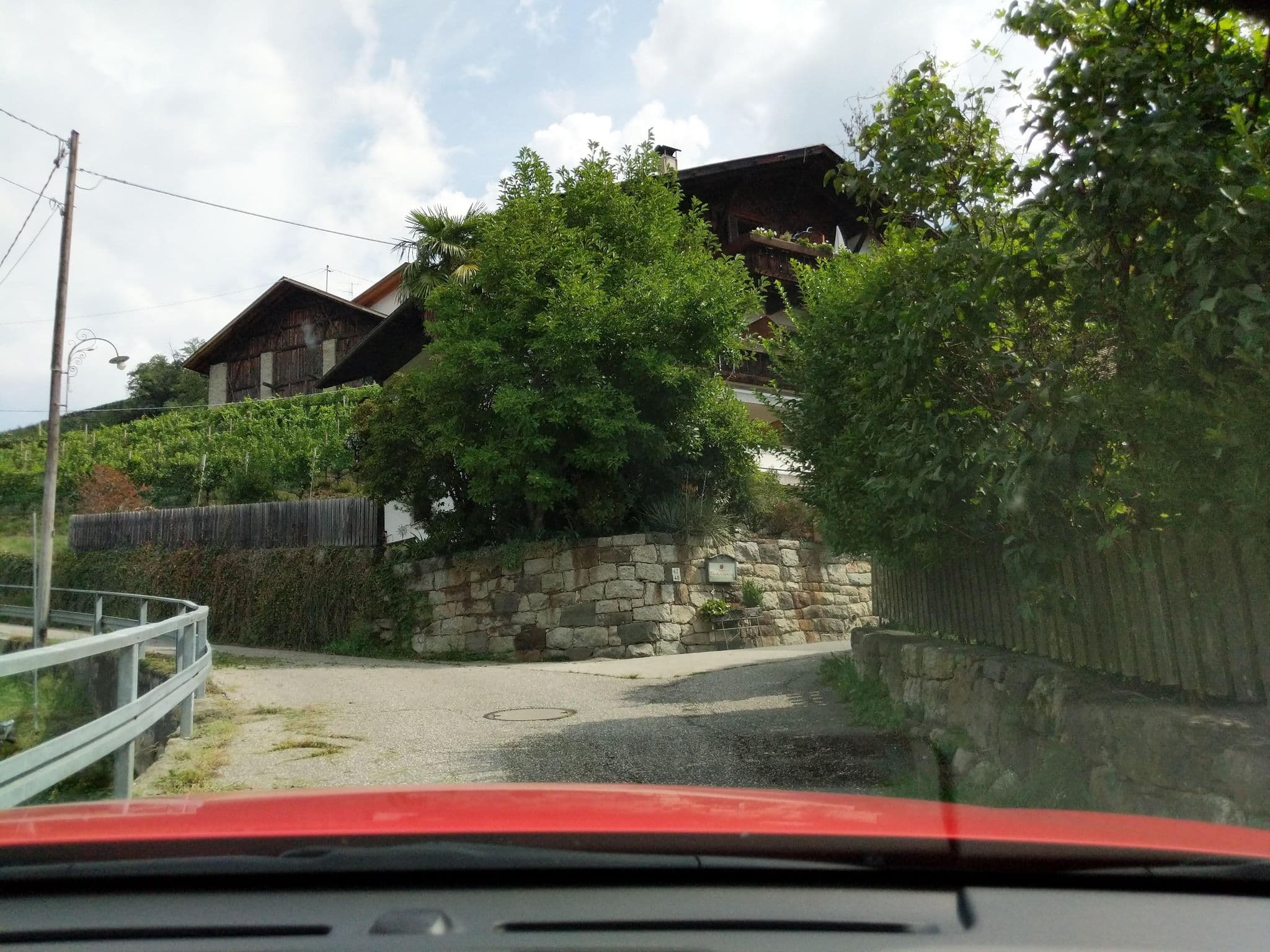 Street view near Bäcksteinerhof, Scena