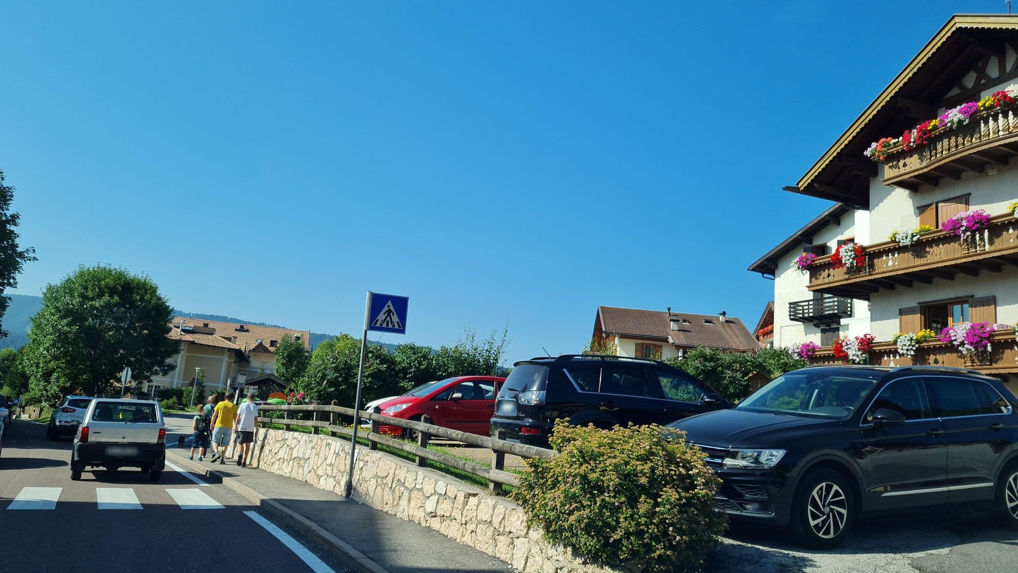 Street view near Hotel Garden, Folgaria — © laniuscollurio (CC BY-SA · Mapillary)