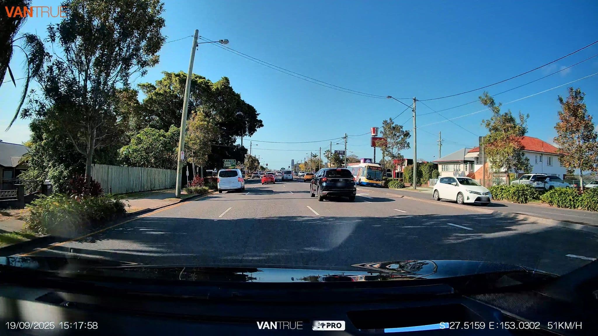 Street view near Annerley Guesthouse, Annerley — © davidar (CC BY-SA · Mapillary)