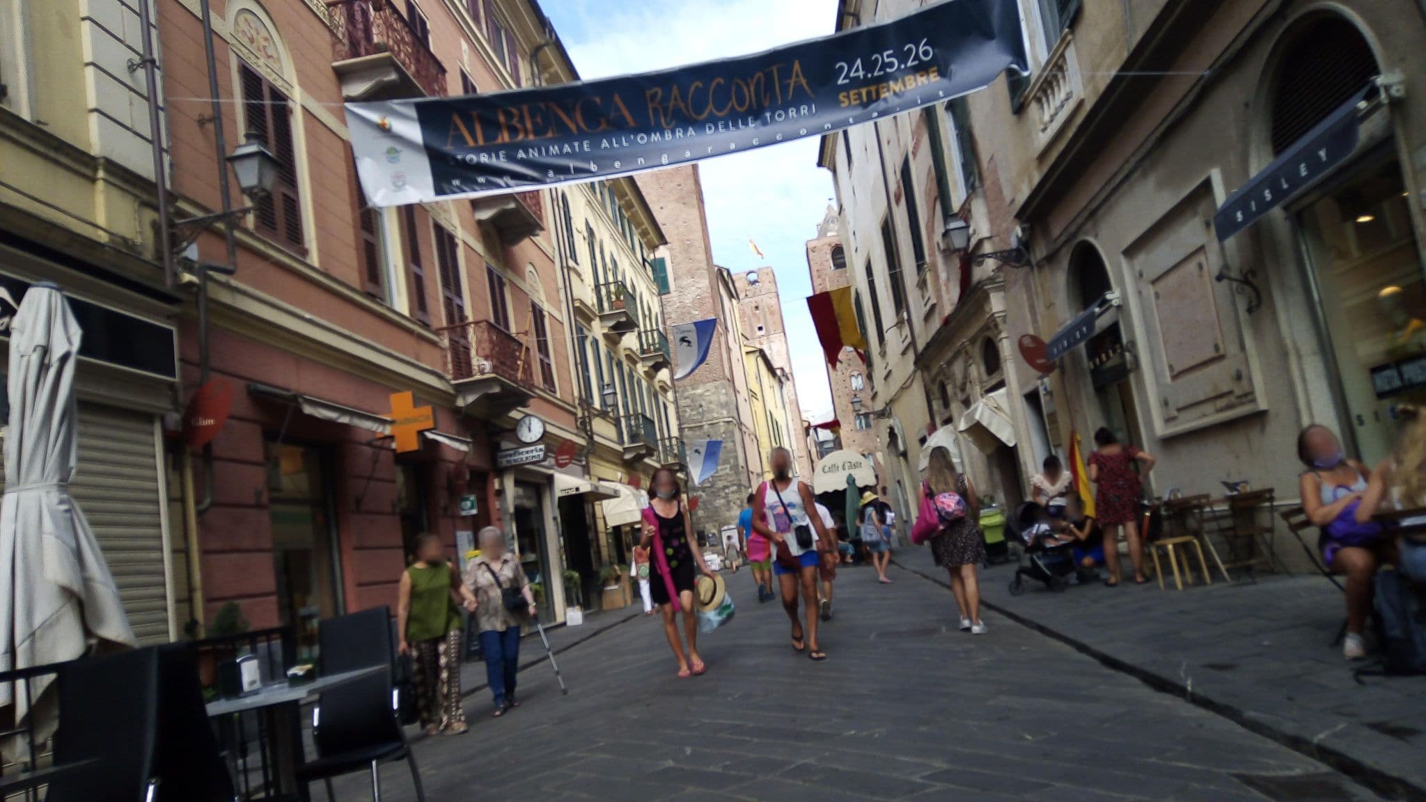Street view near La dimora del Conte Bracco B., Albenga — © mariofiab (CC BY-SA · Mapillary)