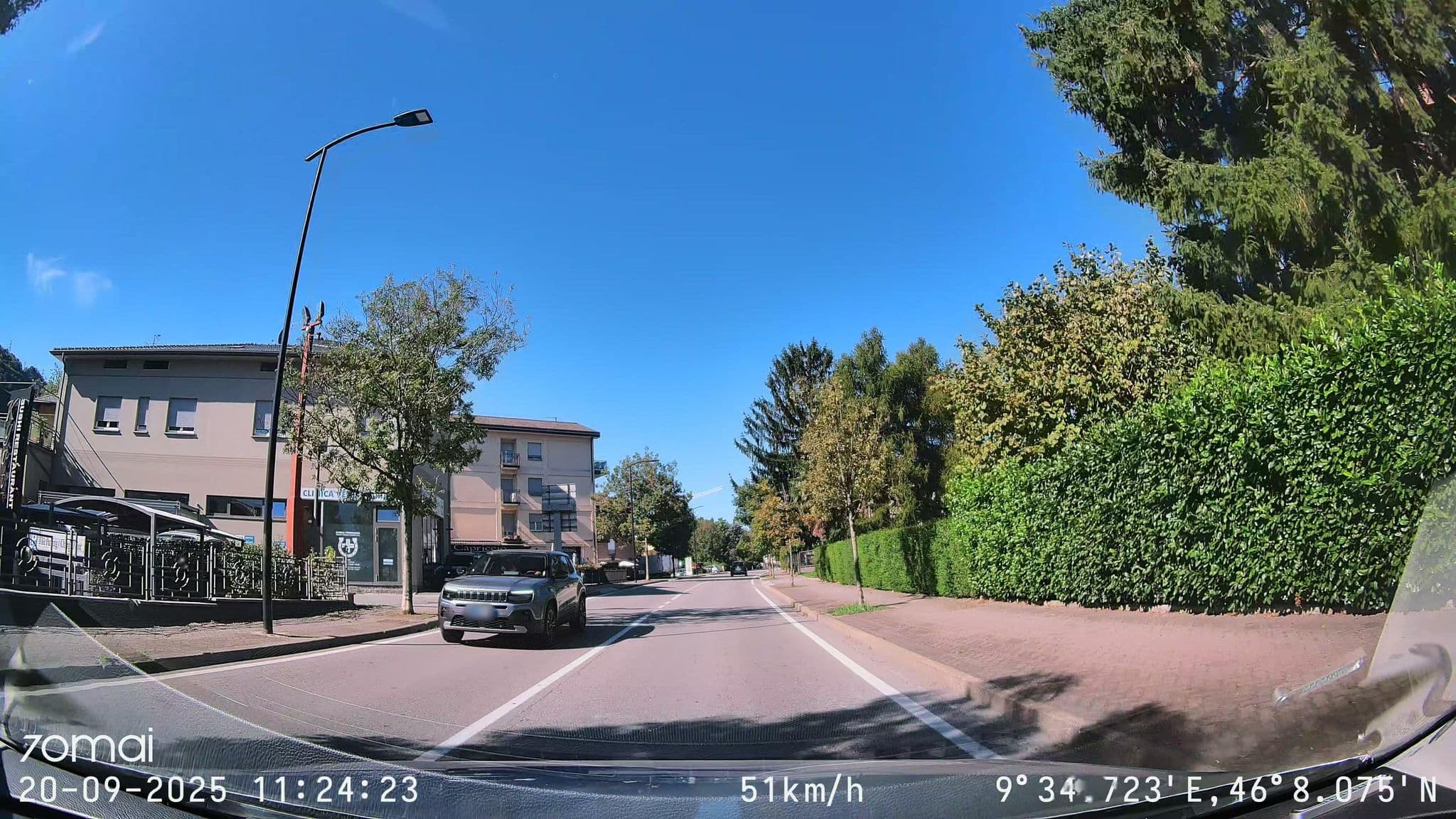 Street view near Hotel La Ruota, Morbegno — © doriel (CC BY-SA · Mapillary)