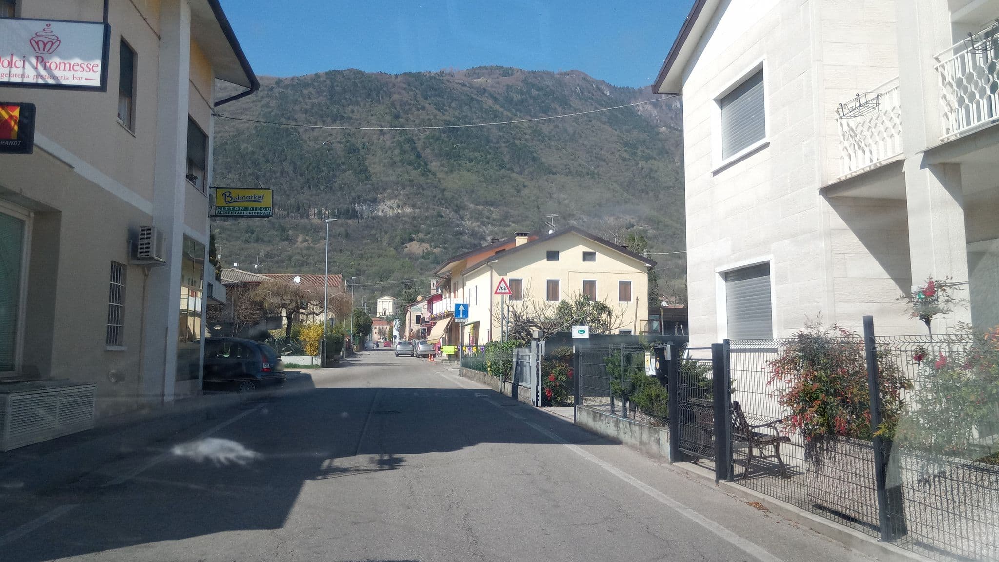 Street view near Cloud Lodge, Borso del Grappa — © alesarrett (CC BY-SA · Mapillary)