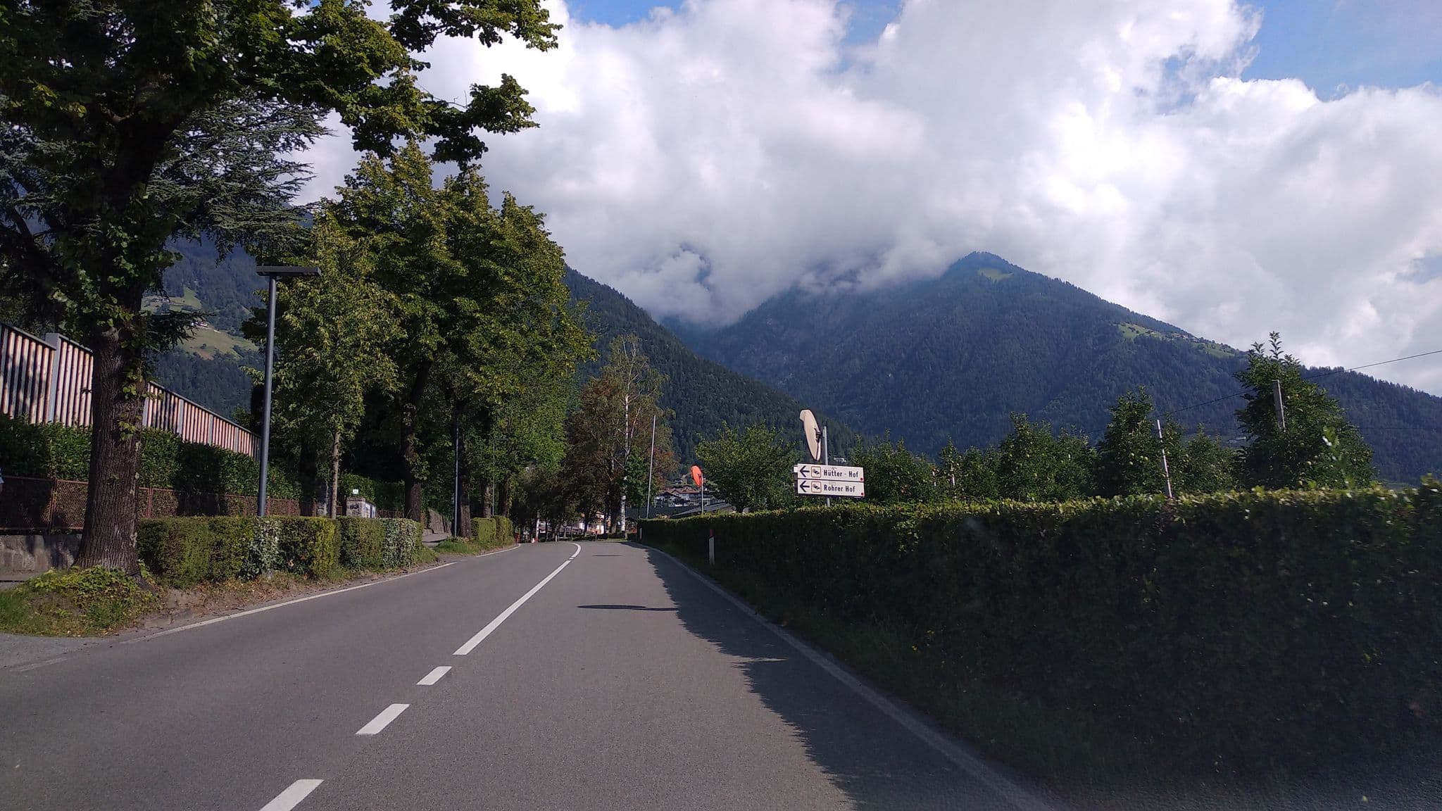 Street view near Villa Franziskus, Tirolo