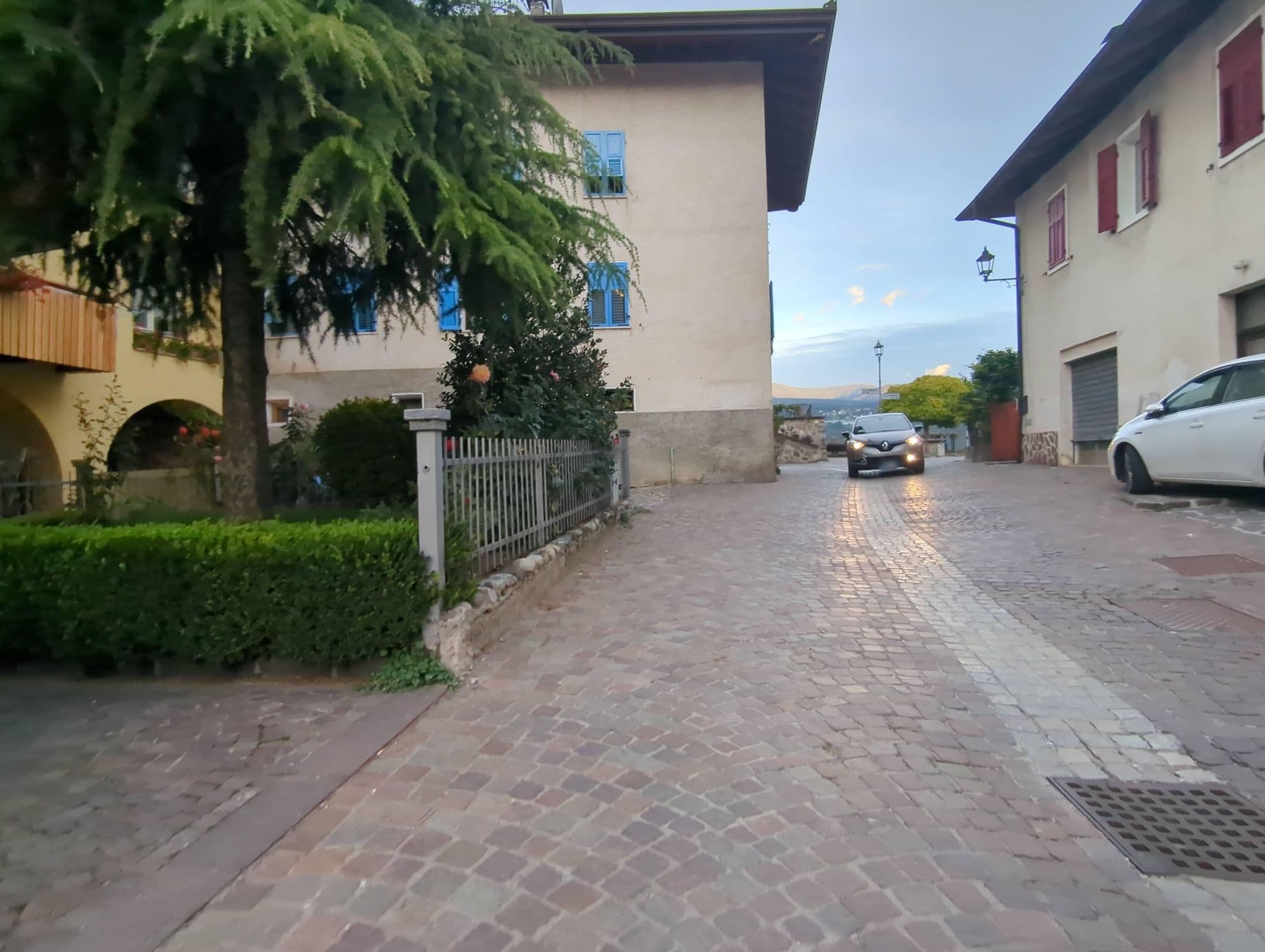 Street view near B&B Incanto, Cles — © murcok (CC BY-SA · Mapillary)