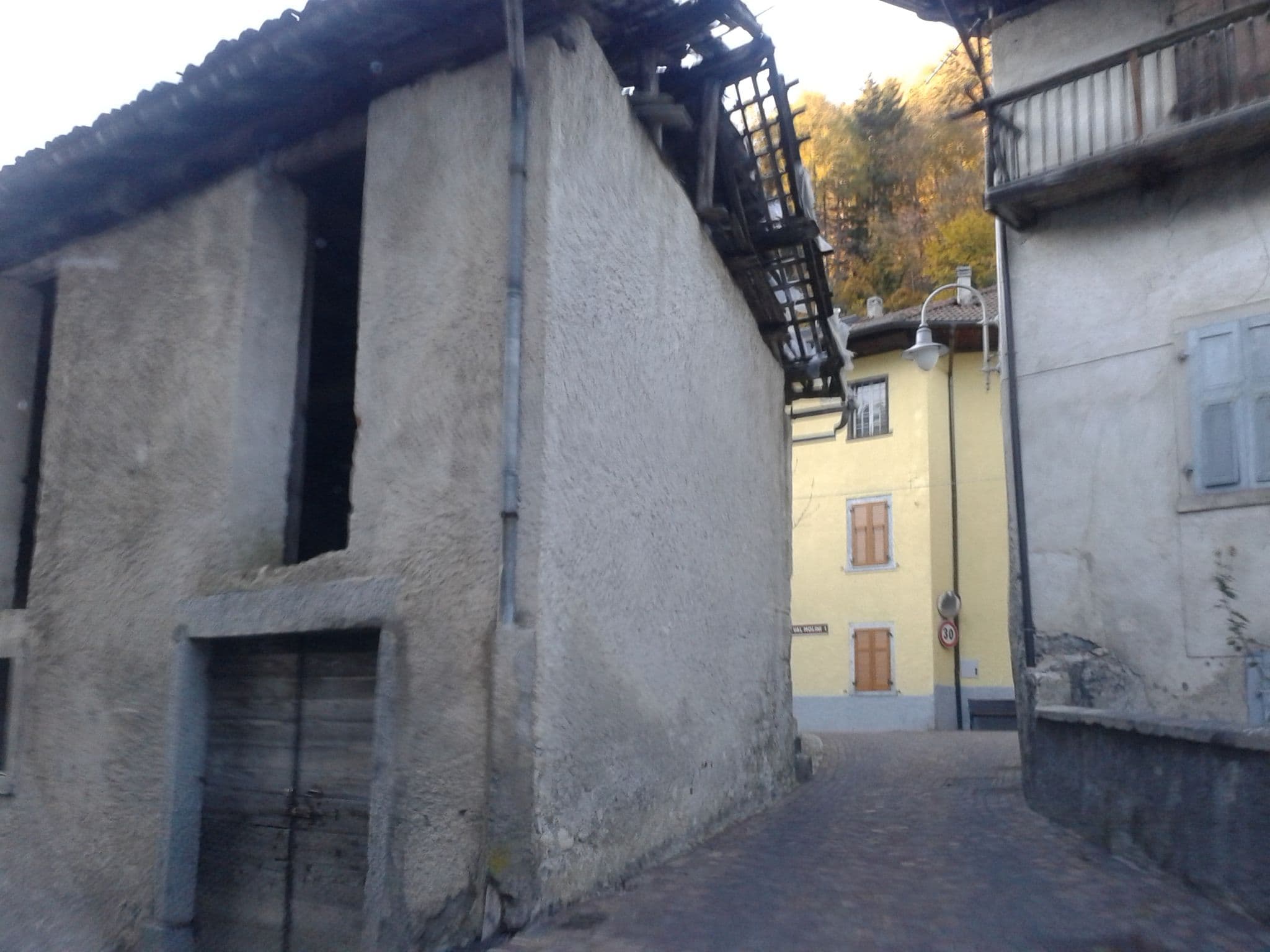 Street view near Casa Mora, Molina di Ledro — © zonta72 (CC BY-SA · Mapillary)