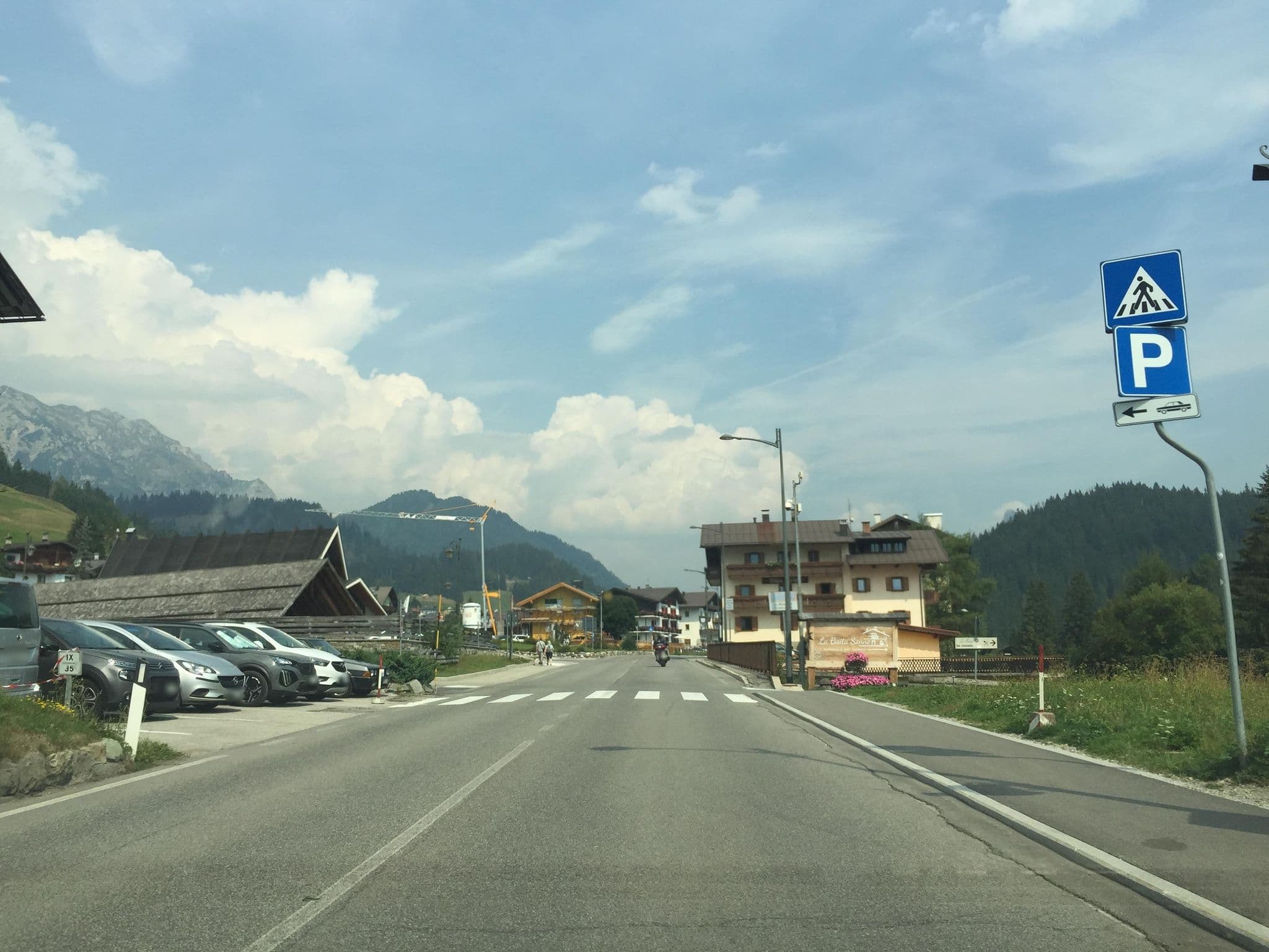 Street view near Hotel Corona Ferrea, Granvilla — © igorzo (CC BY-SA · Mapillary)