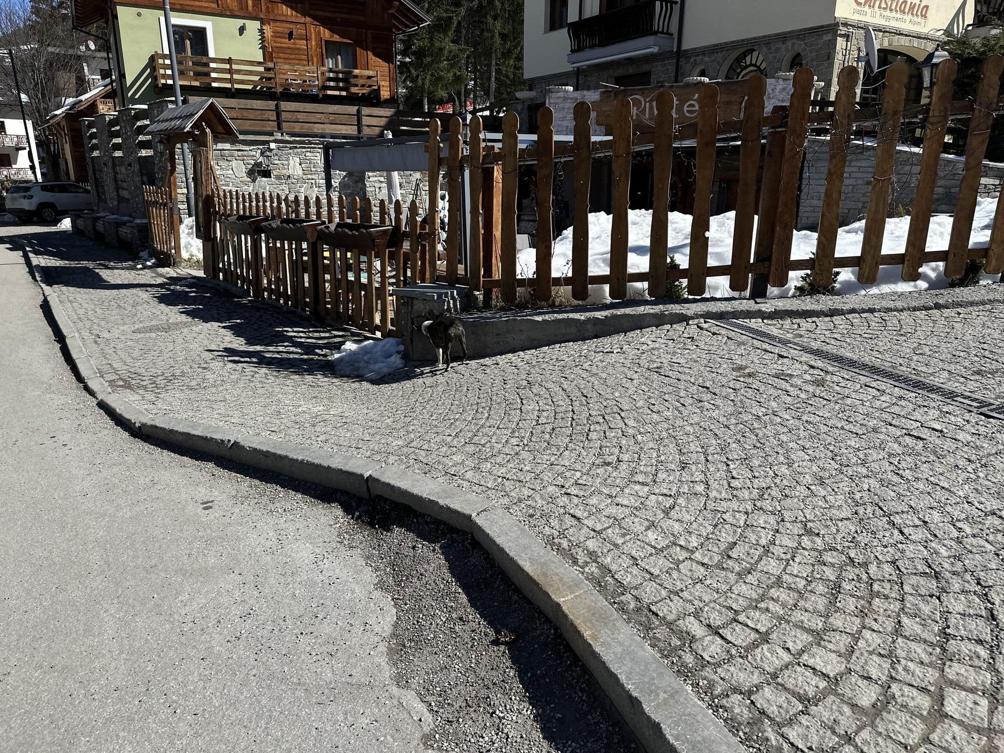 Street view near Hotel Duparc, Sauze d'Oulx — © RSTQ (CC BY-SA · Mapillary)