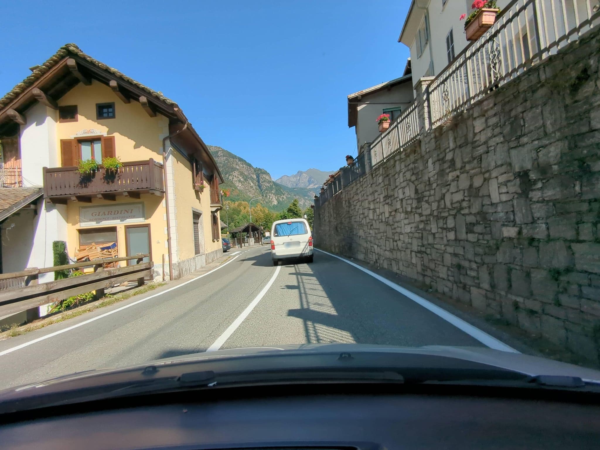 Street view near I Giardini, Coggiola — © musuruan (CC BY-SA · Mapillary)