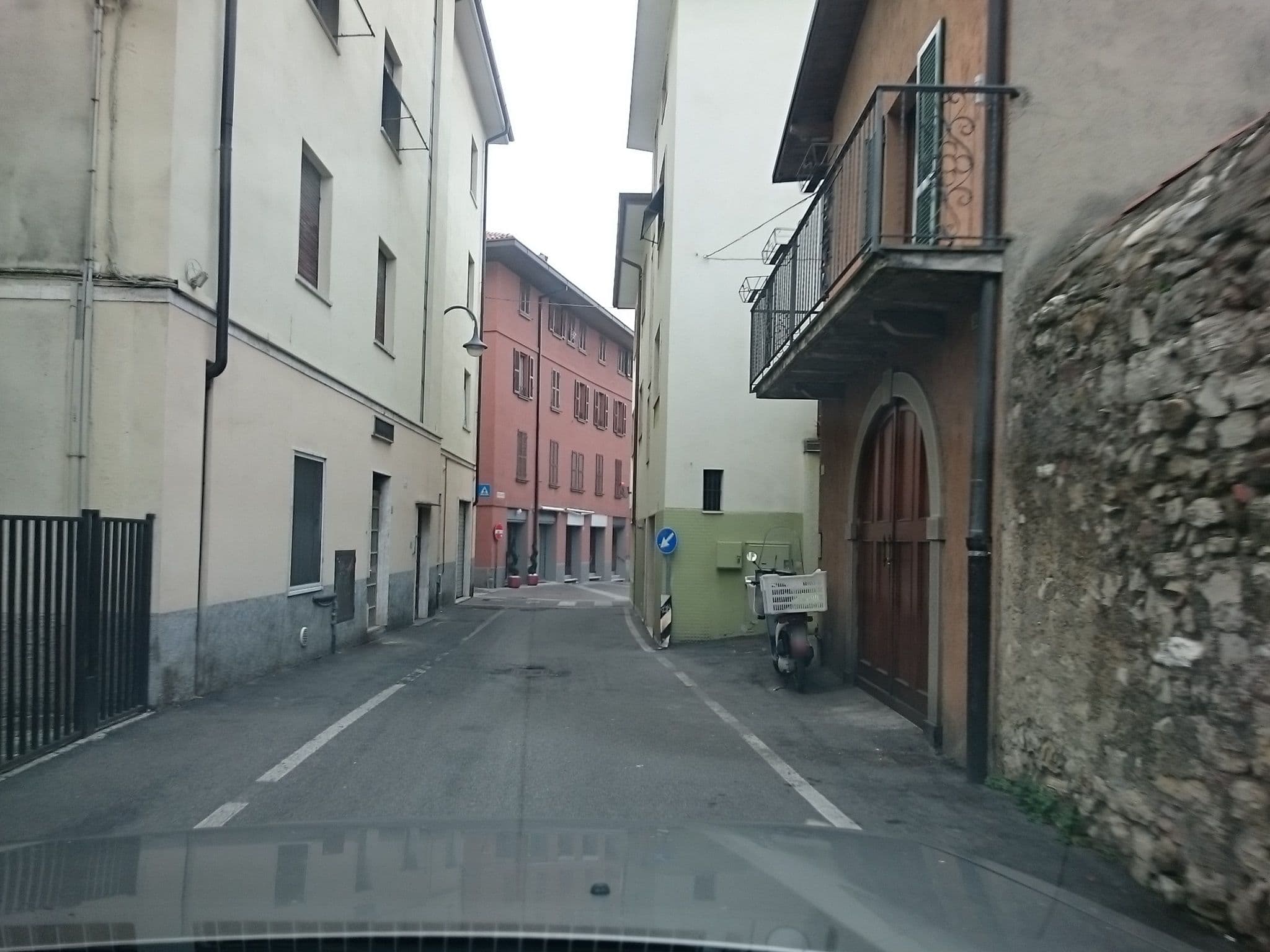 Street view near In centro a due passi dal lago, Iseo — © voschix (CC BY-SA · Mapillary)