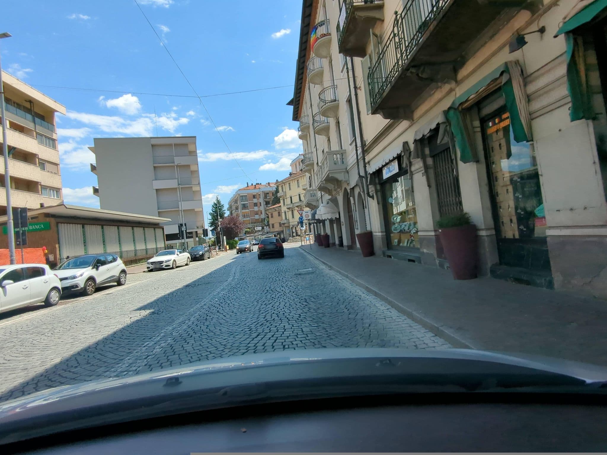 Street view near Camelia, Ivrea — © musuruan (CC BY-SA · Mapillary)