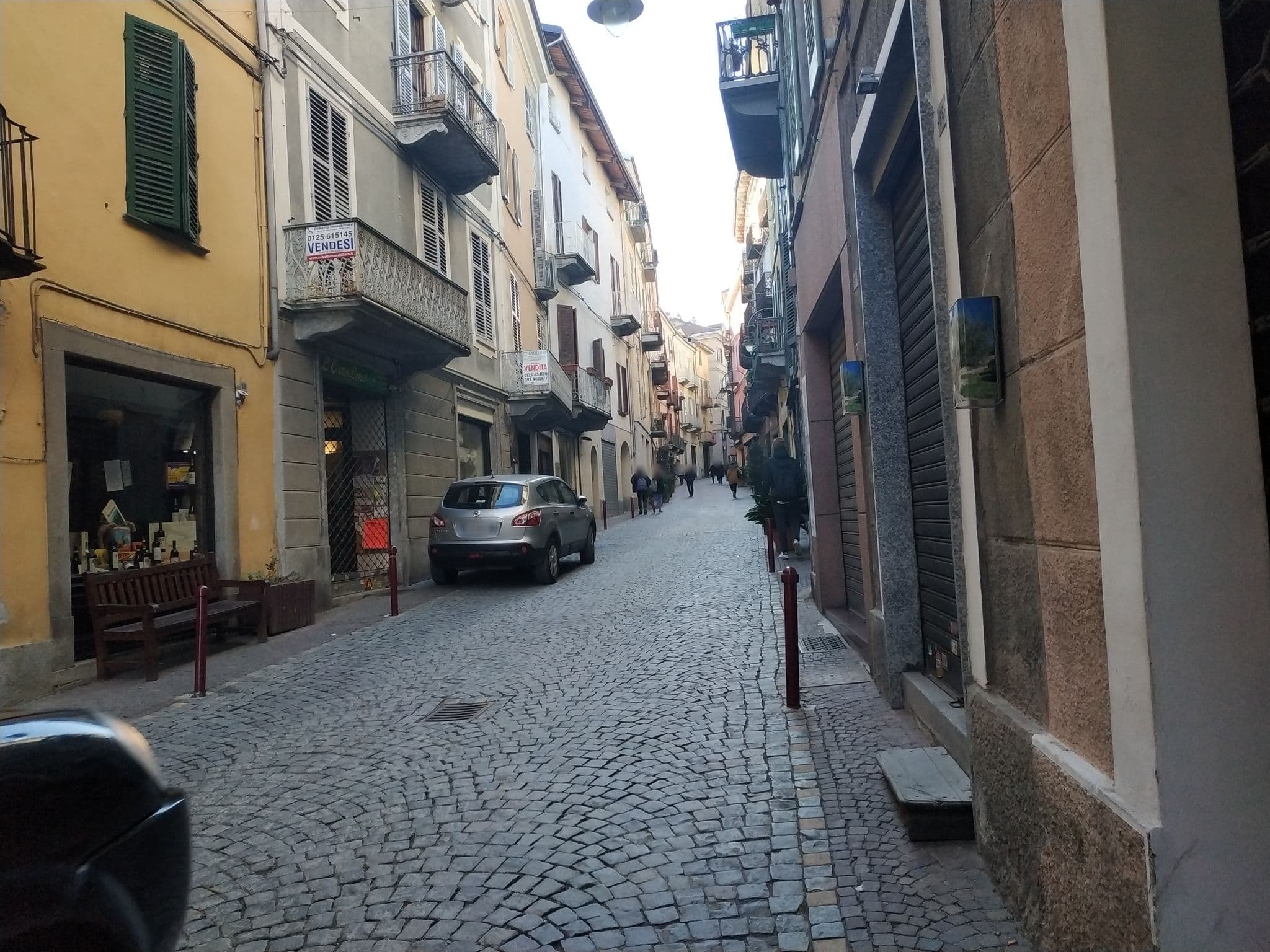 Street view near La Casa di Perpy, Ivrea — © mbranco (CC BY-SA · Mapillary)