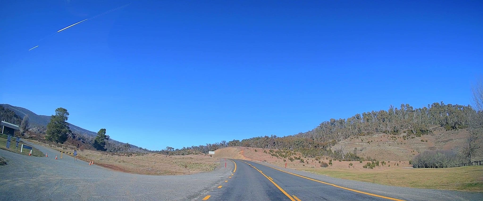 Street view near Yarrangobilly Village Campground, Batlow — © maxim752 (CC BY-SA · Mapillary)