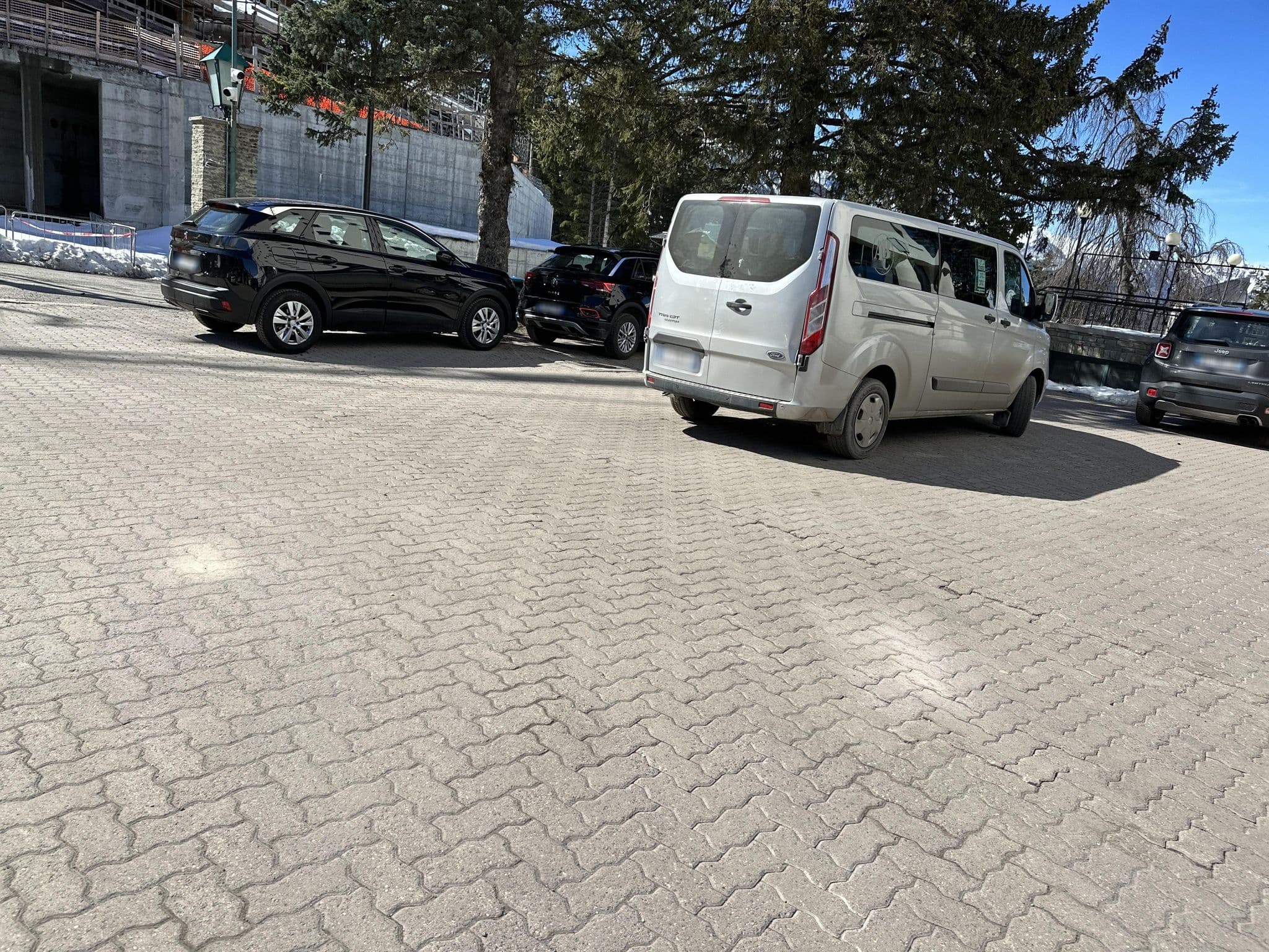Street view near Grand Hotel La Torre, Sauze d'Oulx — © RSTQ (CC BY-SA · Mapillary)