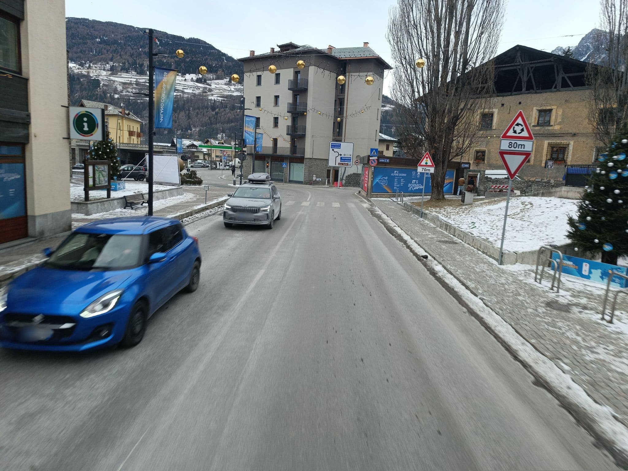 Street view near Hotel Cervo, Bormio — © klimakas (CC BY-SA · Mapillary)