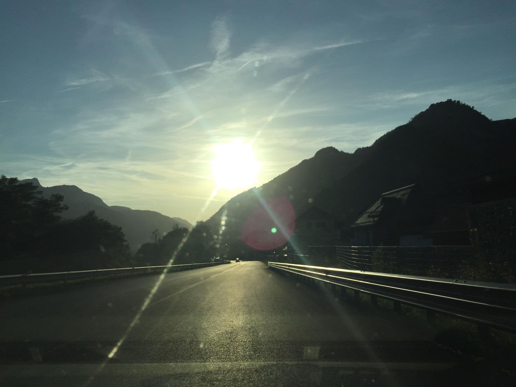Street view near Hammerack Hotel, Pontebba — © igorzo (CC BY-SA · Mapillary)