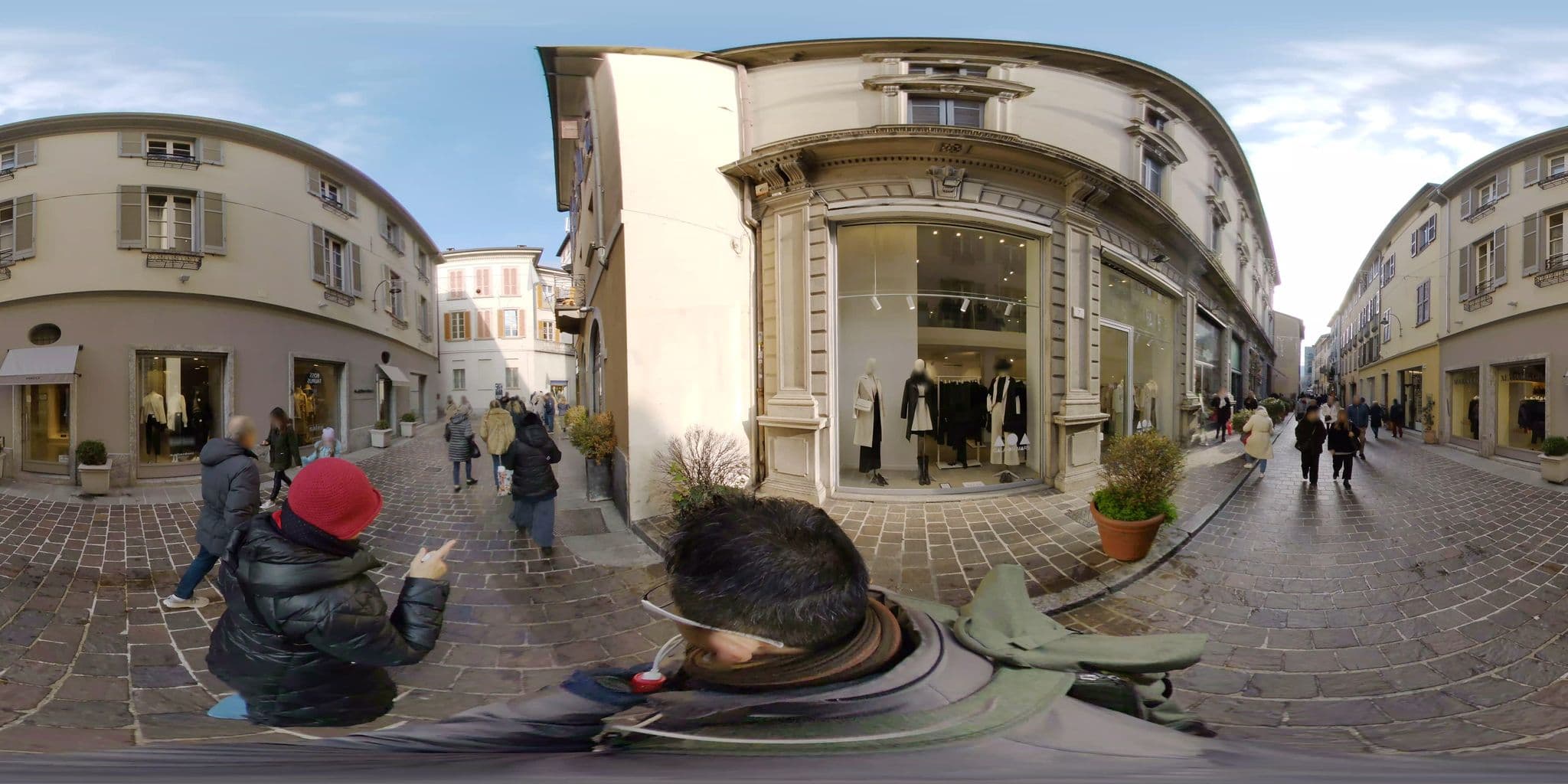Street view near Palazzo Albricci Peregrini, Como — © mapconcierge (CC BY-SA · Mapillary)