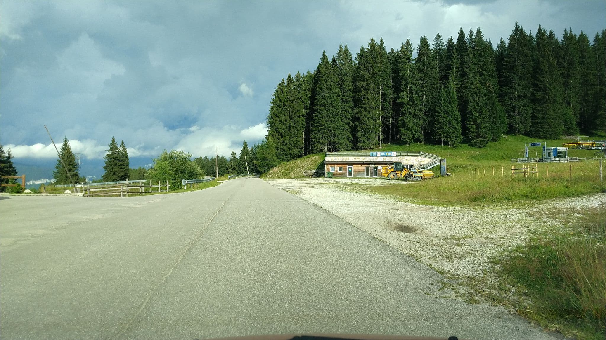 Street view near Chalet Monte Coston, Folgaria — © alibaba99 (CC BY-SA · Mapillary)