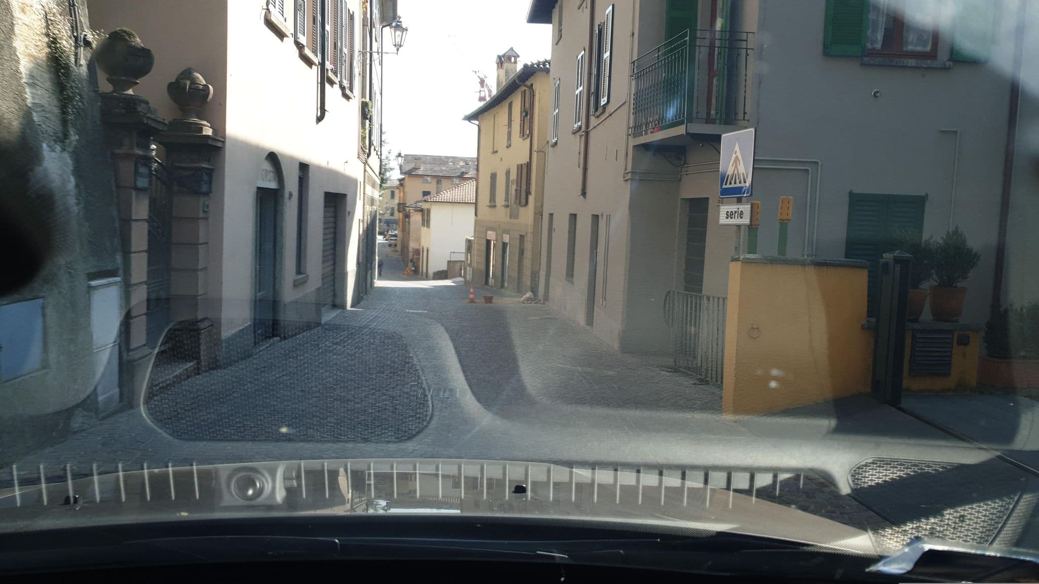 Street view near Alberto Milano, Bellagio — © yannakis (CC BY-SA · Mapillary)