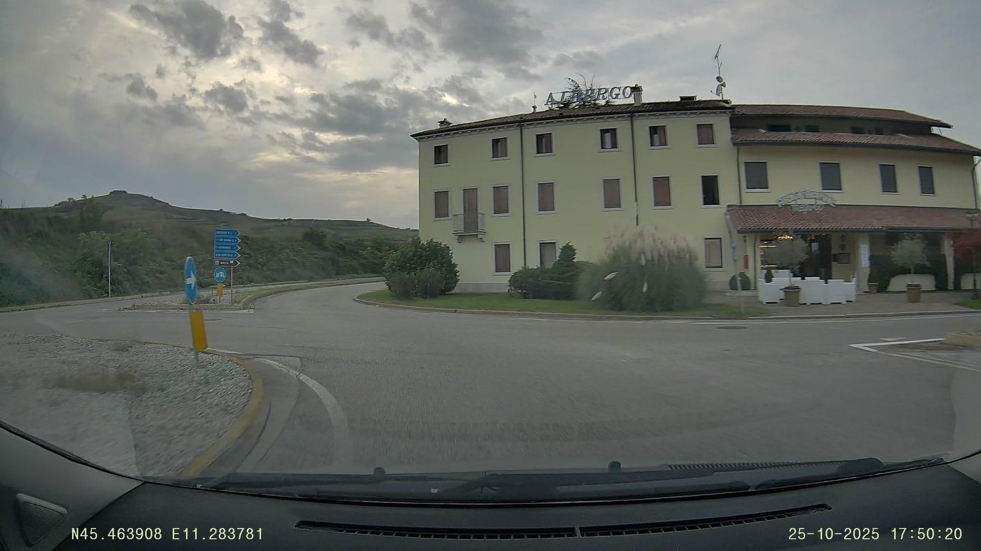 Street view near Hotel Tregnago, Brognoligo-Costalunga — © Jacopo86 (CC BY-SA · Mapillary)