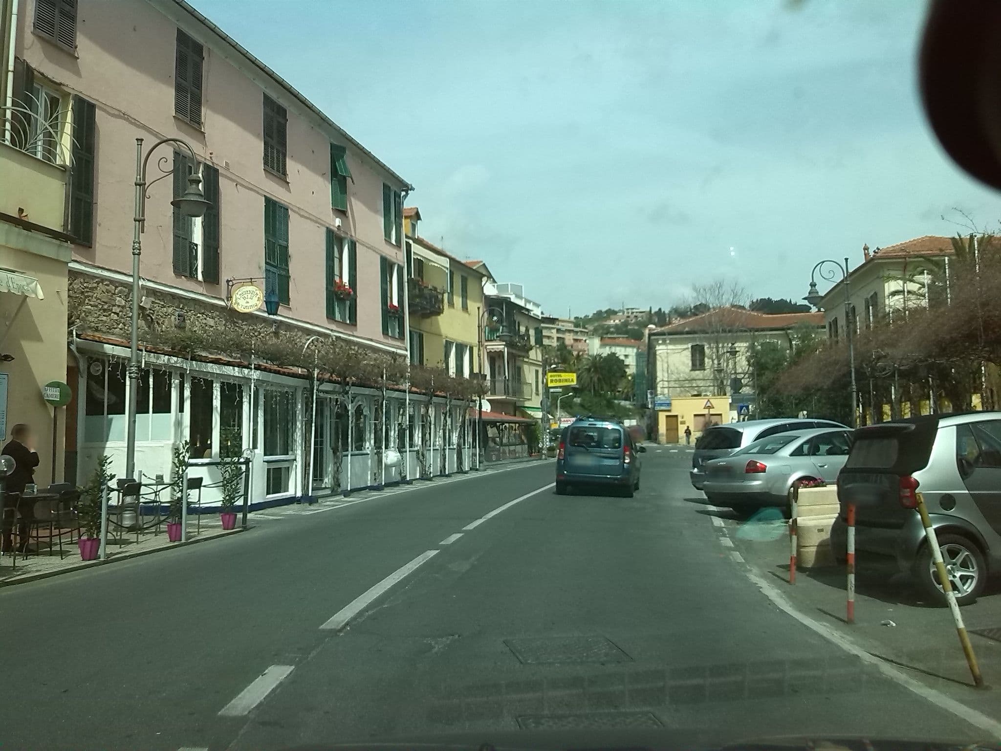 Street view near Perla Nera, Imperia — © cascafico (CC BY-SA · Mapillary)