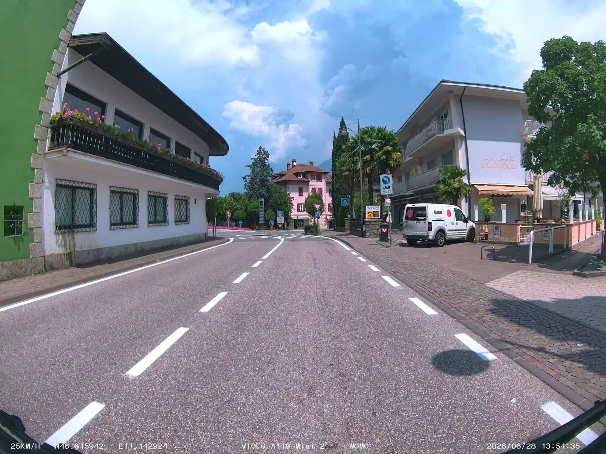 Street view near Mondschein, Lana