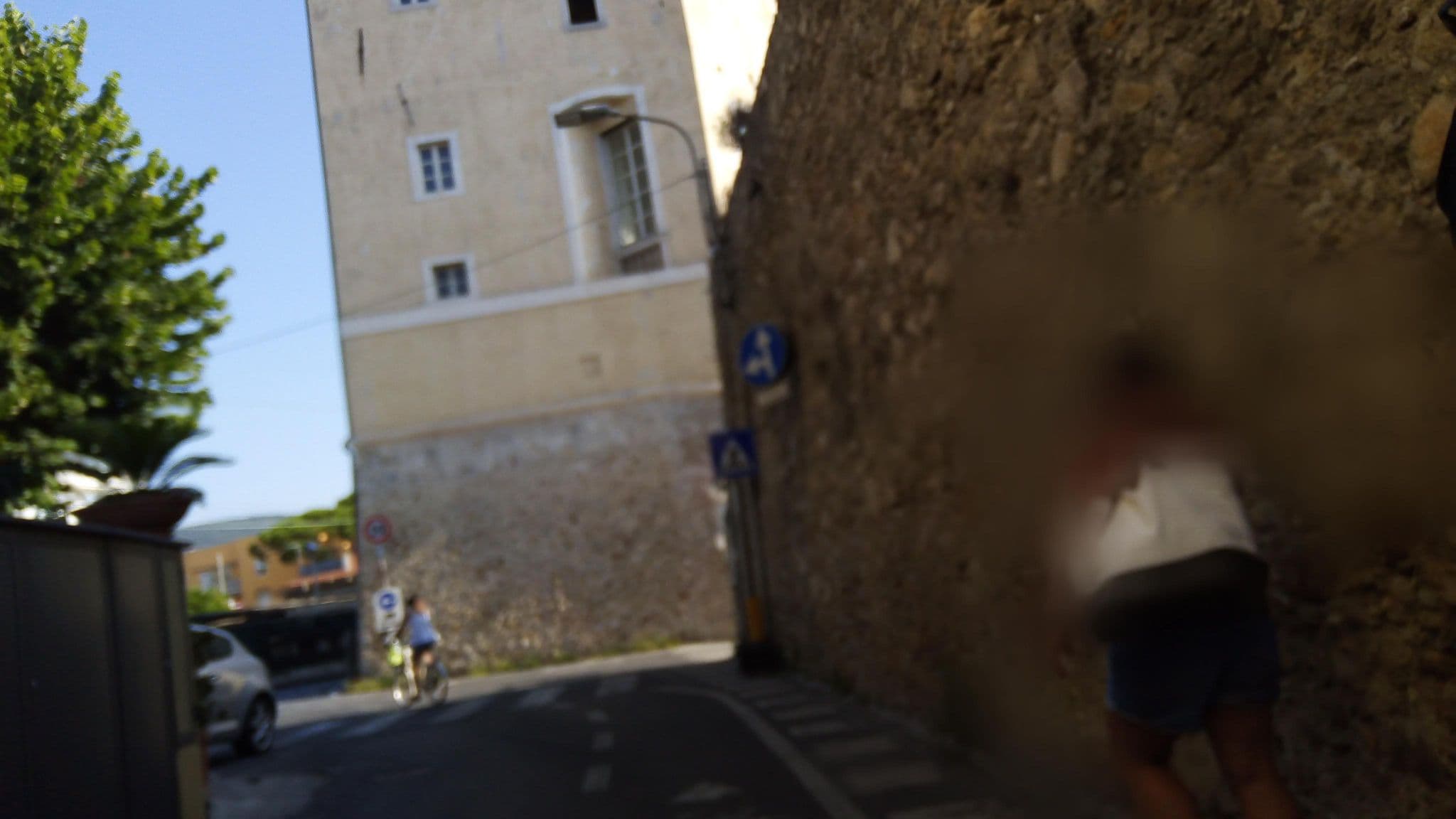 Street view near Hotel Torre Antica, Loano — © mariofiab (CC BY-SA · Mapillary)