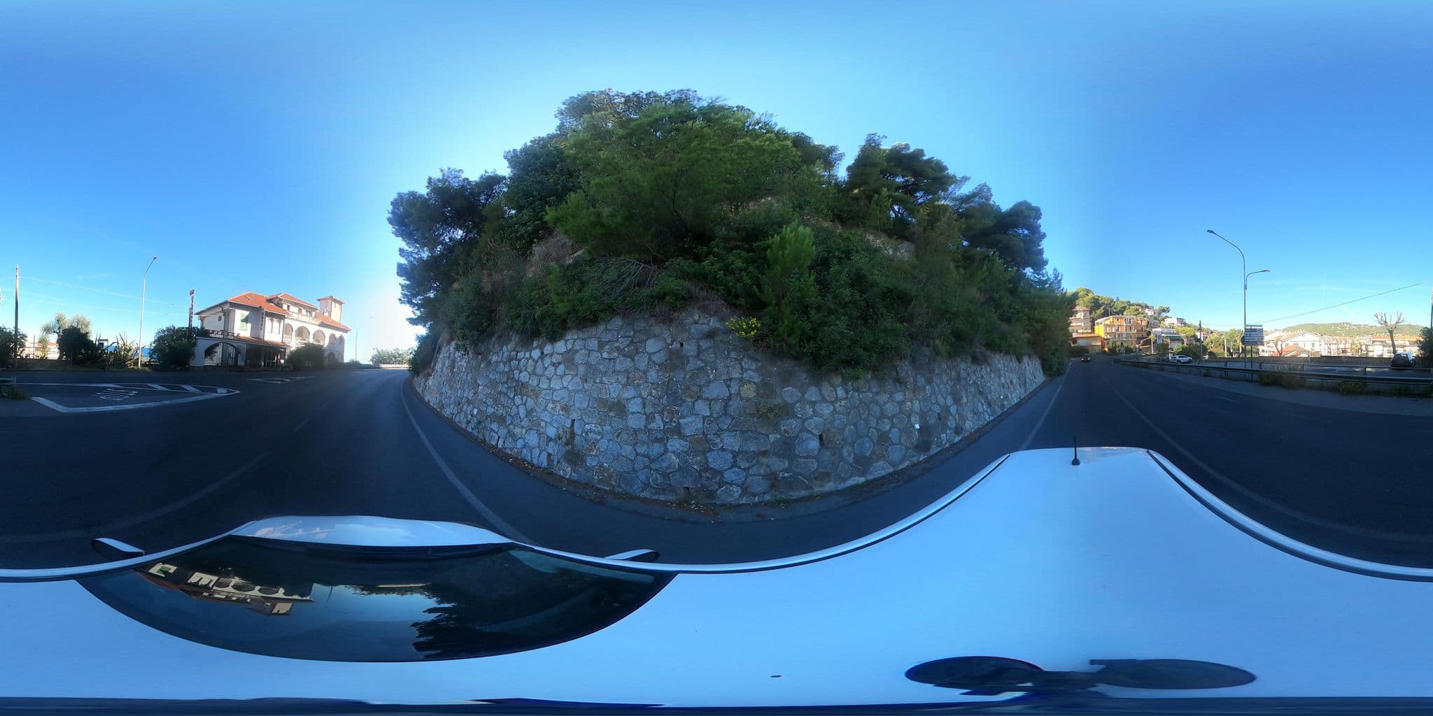 Street view near Trieste, Andora — © LucianoC63 (CC BY-SA · Mapillary)