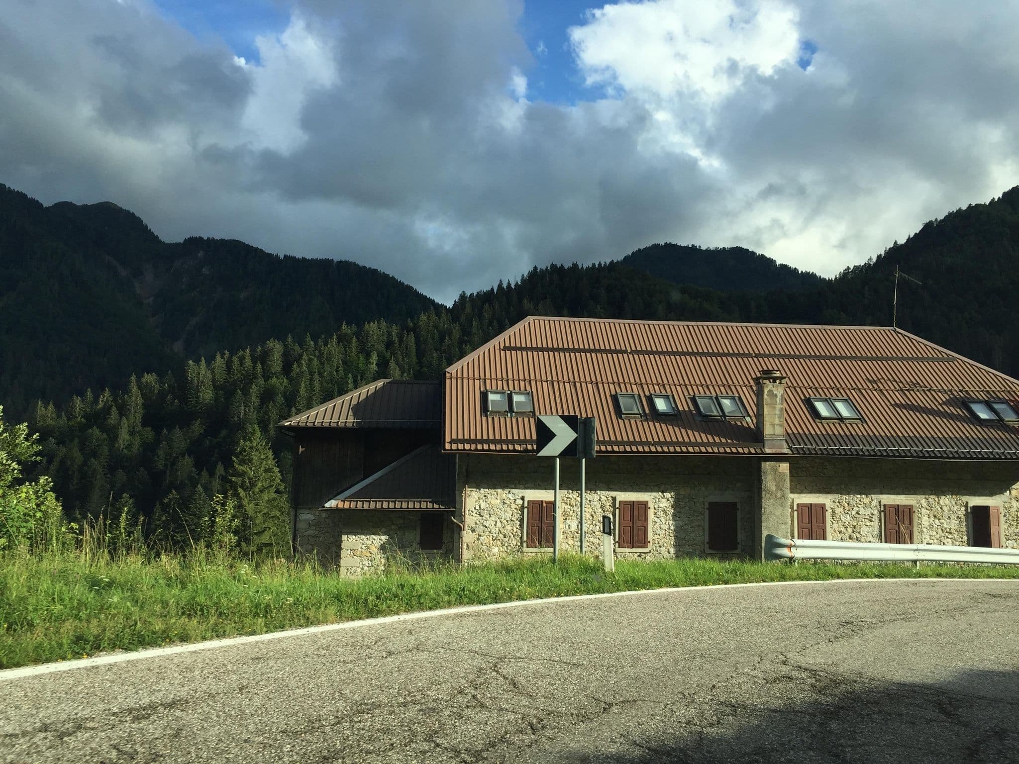 Street view near Albergo Pradibosco, Sappada — © igorzo (CC BY-SA · Mapillary)