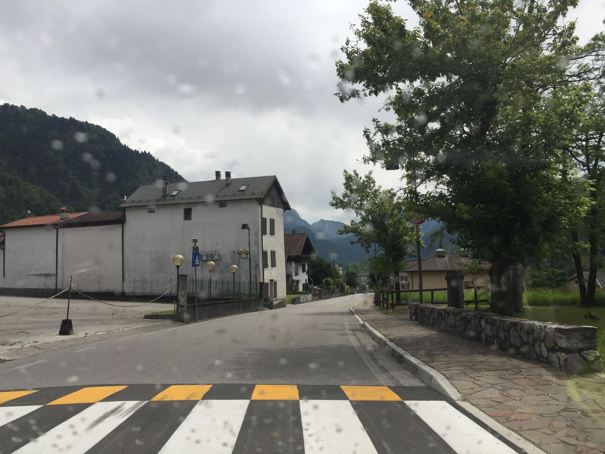Street view near Albergo Trieste, Arta Terme — © igorzo (CC BY-SA · Mapillary)