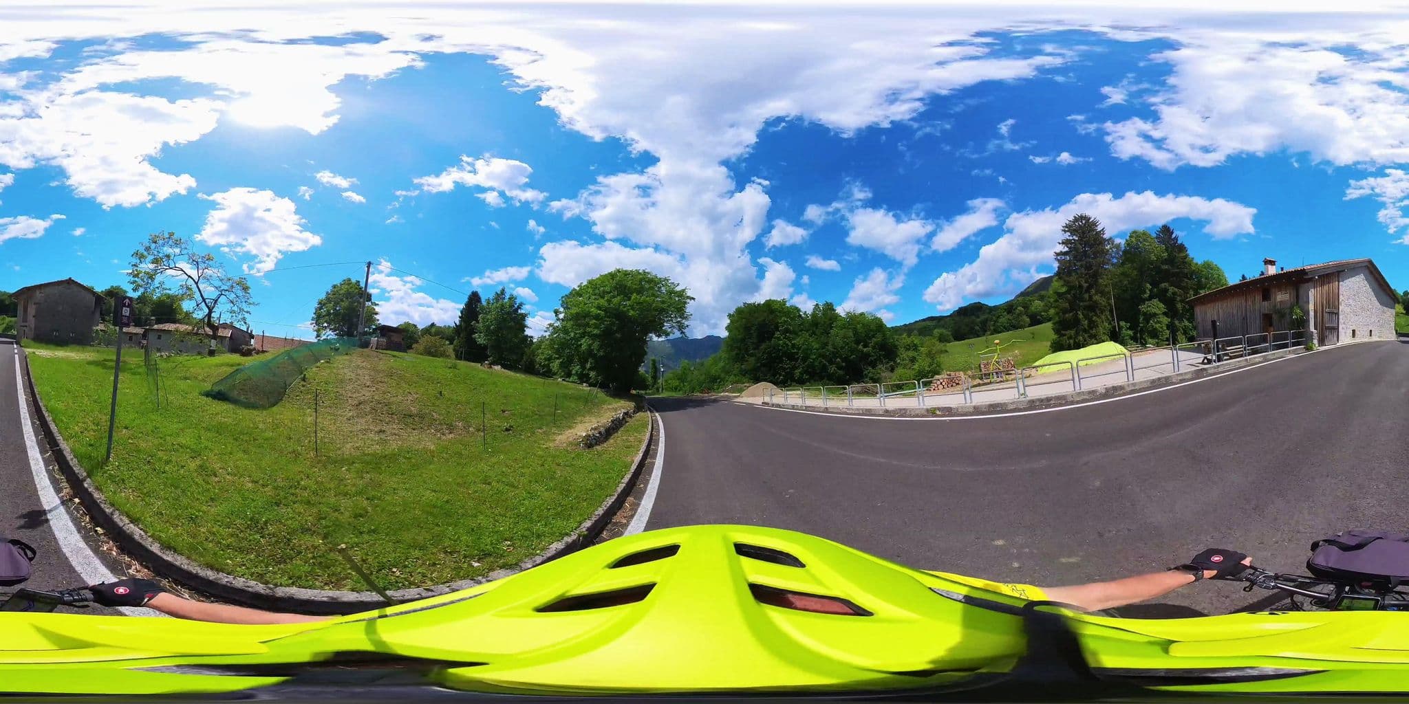 Street view near Retreat And Joy Center, Meduno — © borgofum (CC BY-SA · Mapillary)