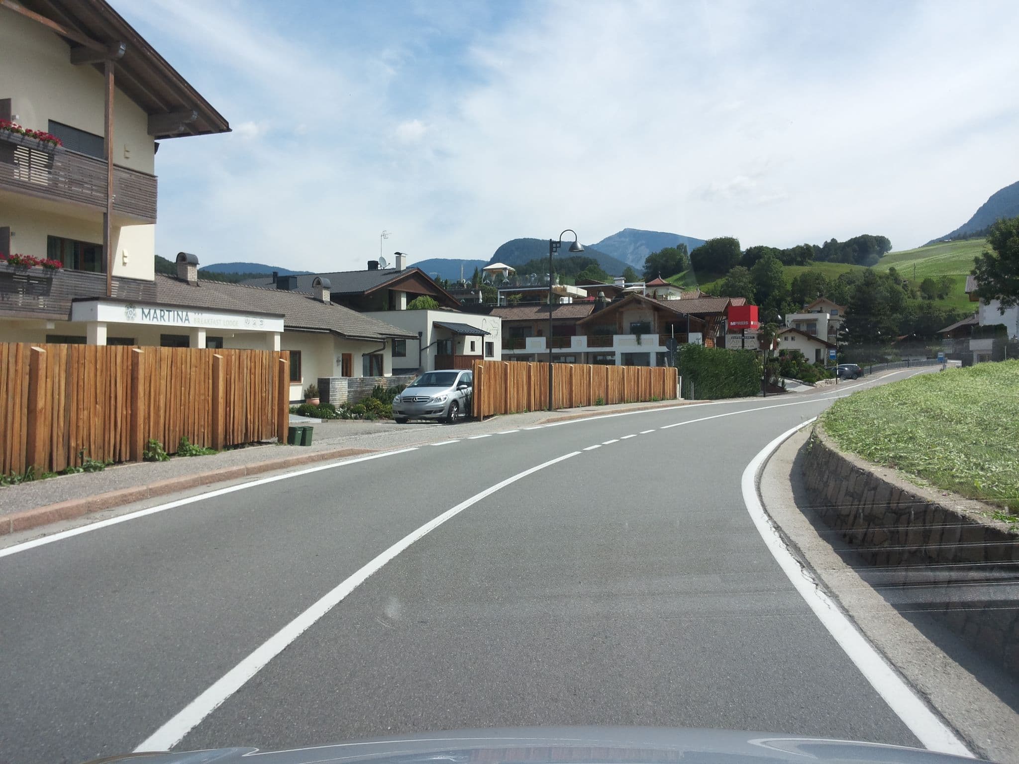 Street view near Martina Breakfast Lodge, Castelrotto — © musuruan (CC BY-SA · Mapillary)