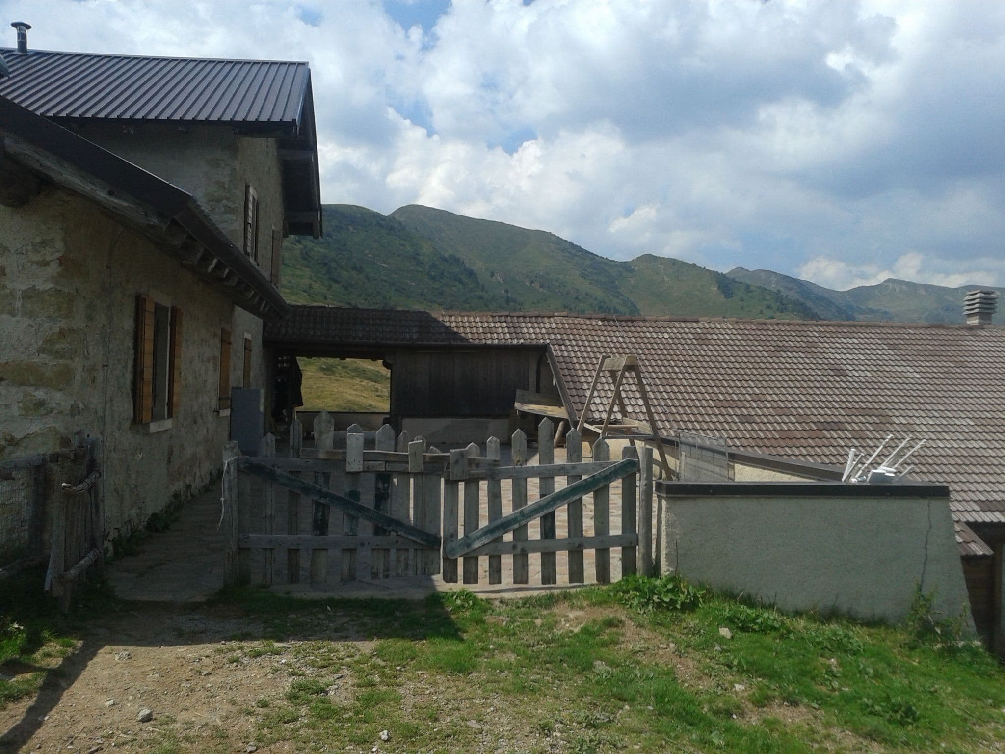 Street view near Bivacco Malga Vacil, Lodrone-Darzo — © zonta (CC BY-SA · Mapillary)