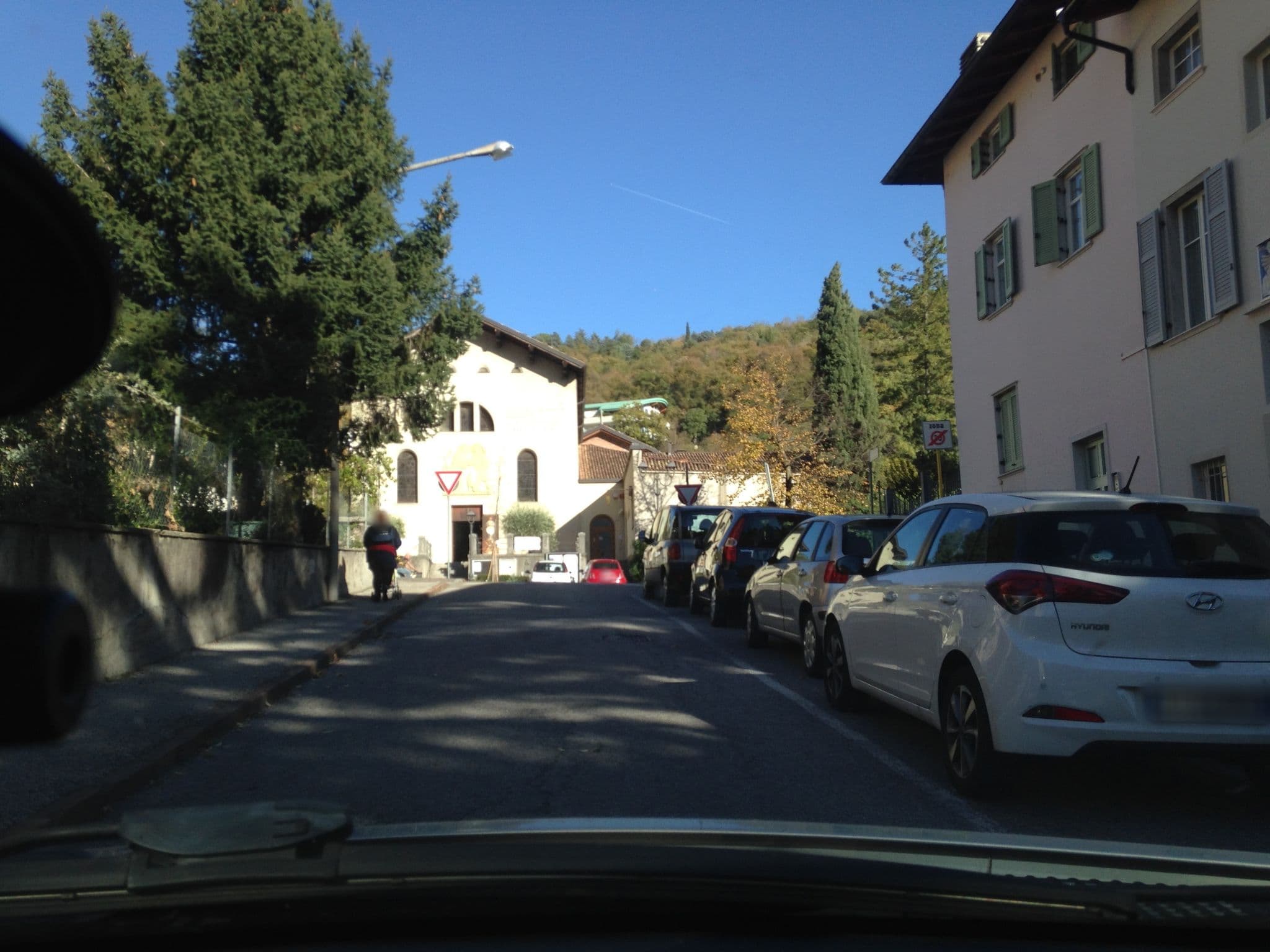 Street view near Cà Antica, Rovereto — © andrea (CC BY-SA · Mapillary)