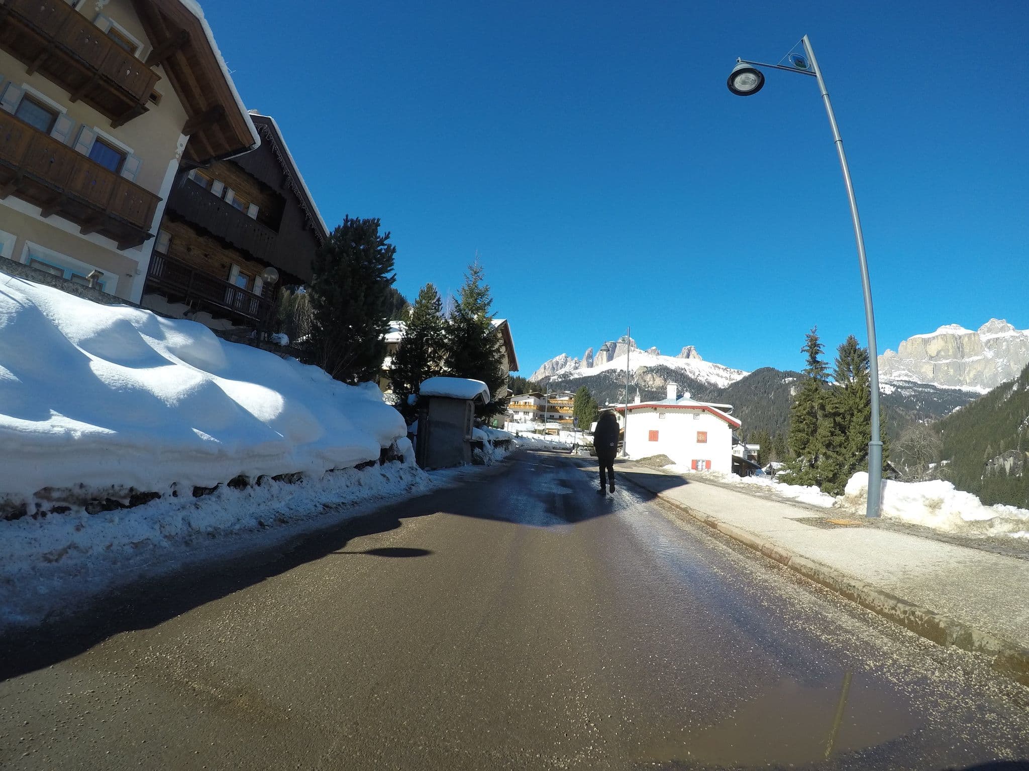 Street view near Contrin, Canazei — © chrisbeddow (CC BY-SA · Mapillary)