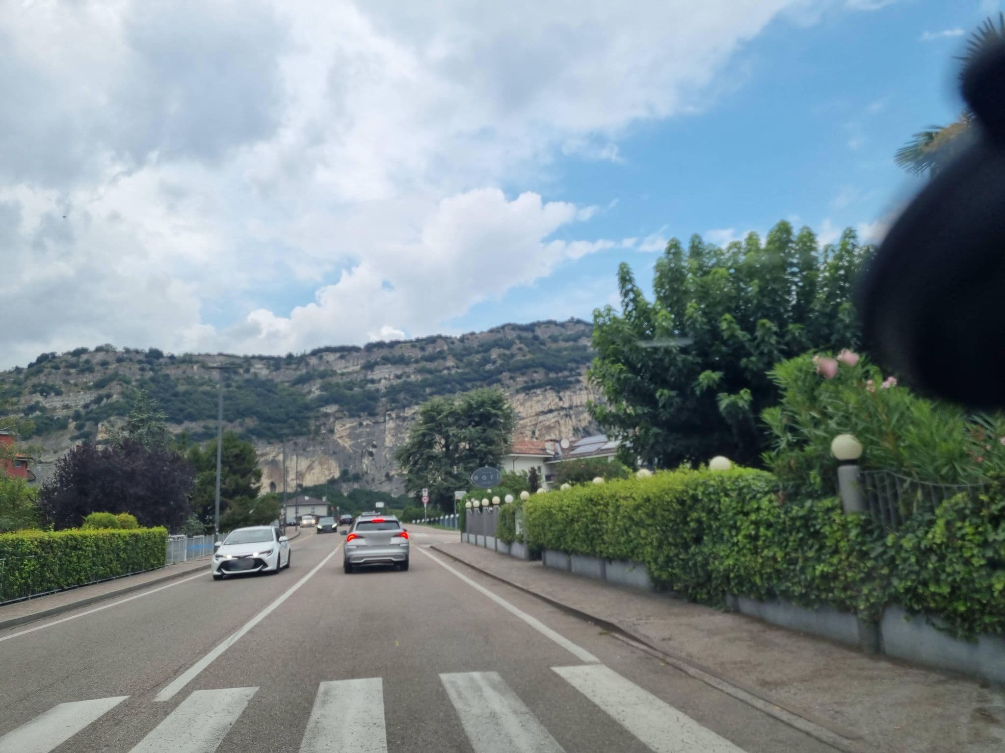 Street view near New Garden, Nago-Torbole — © dsmm (CC BY-SA · Mapillary)
